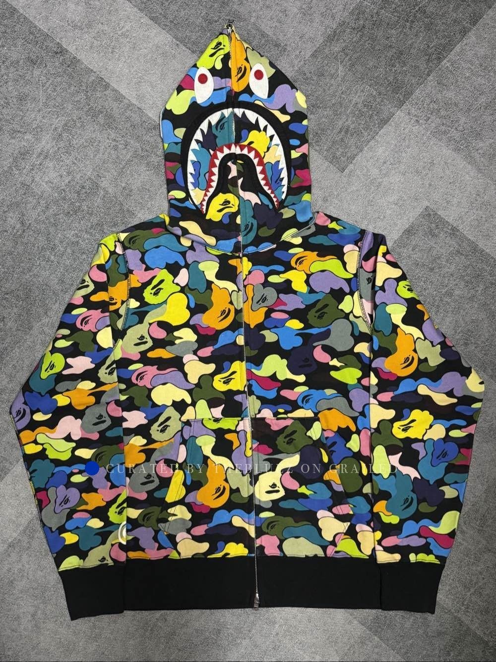 Bape Camo Shark Hoodie Size US M / EU 48-50 / 2 - 1 Thumbnail