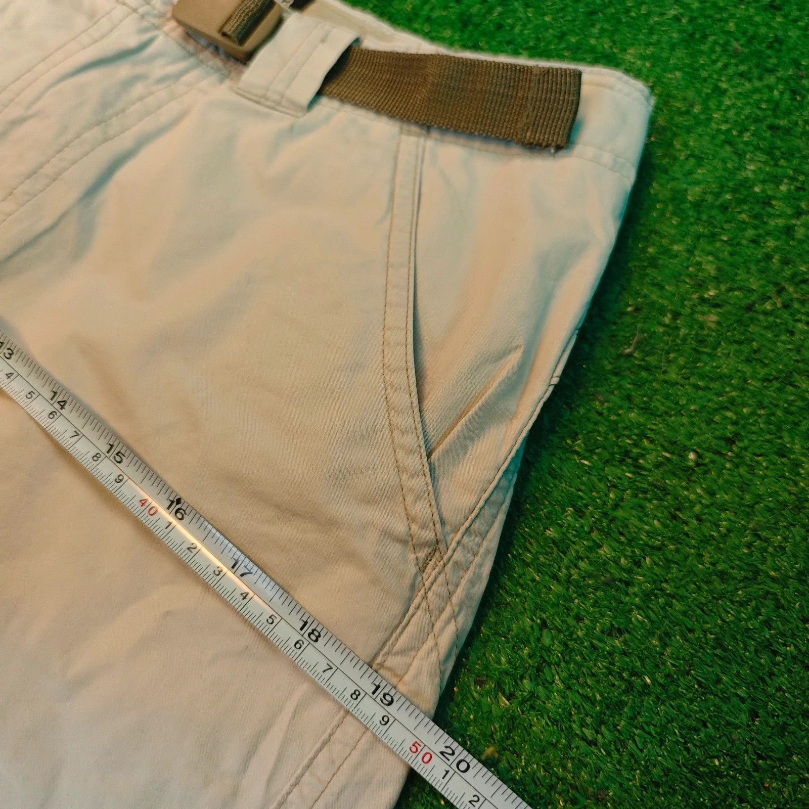 Columbia Columbia shorts mens 28 beige straight slash pocket utility Size US 28 / EU 44 - 9 Thumbnail