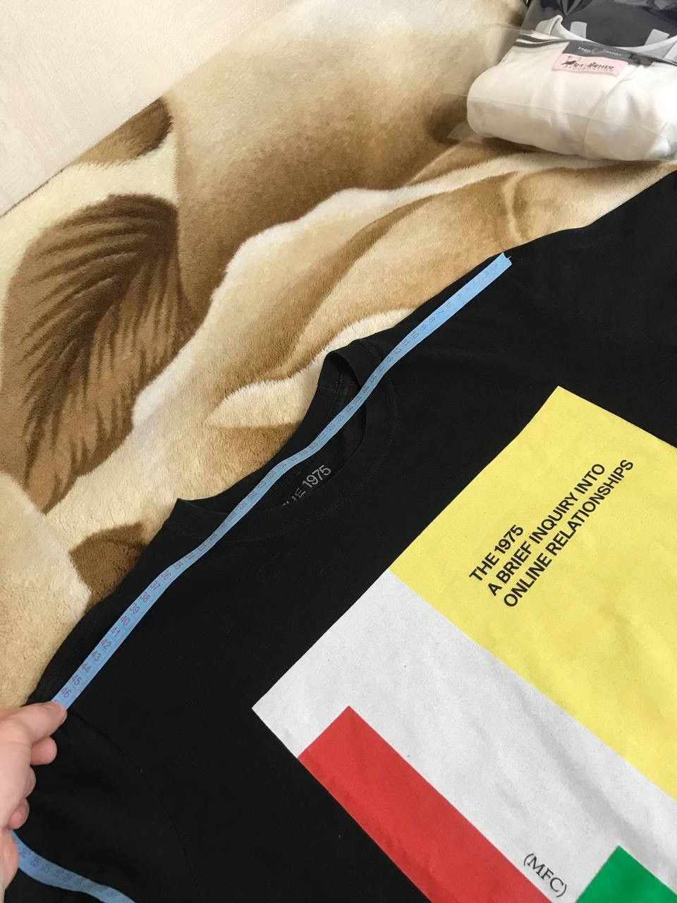 Band Tees 🔥 The 1975 A Brief Inquiry Into Online Relationships T Shirt Size US L / EU 52-54 / 3 - 12 Thumbnail