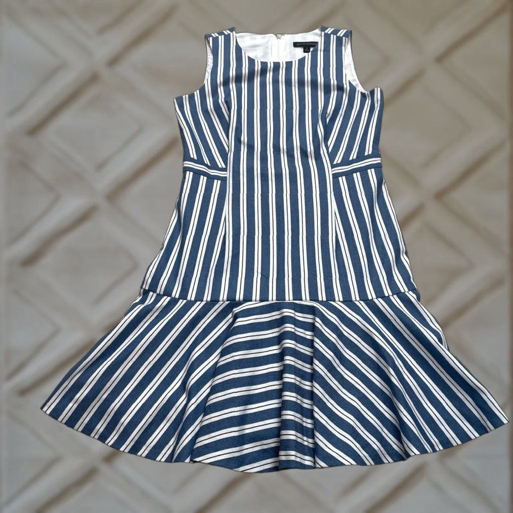 Banana Republic Banana Republic Dress Womens 4 Blue White Striped Sleeveless Midi Fit Flare Size S / US 4 / IT 40 - 1 Thumbnail