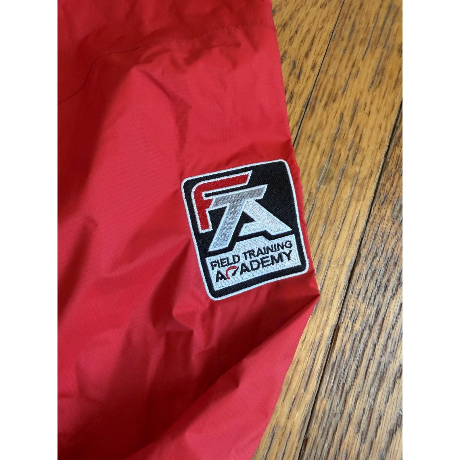 Marmot Marmot Jacket Large Red Lightweight Hiking Windbreaker Size US L / EU 52-54 / 3 - 12 Thumbnail