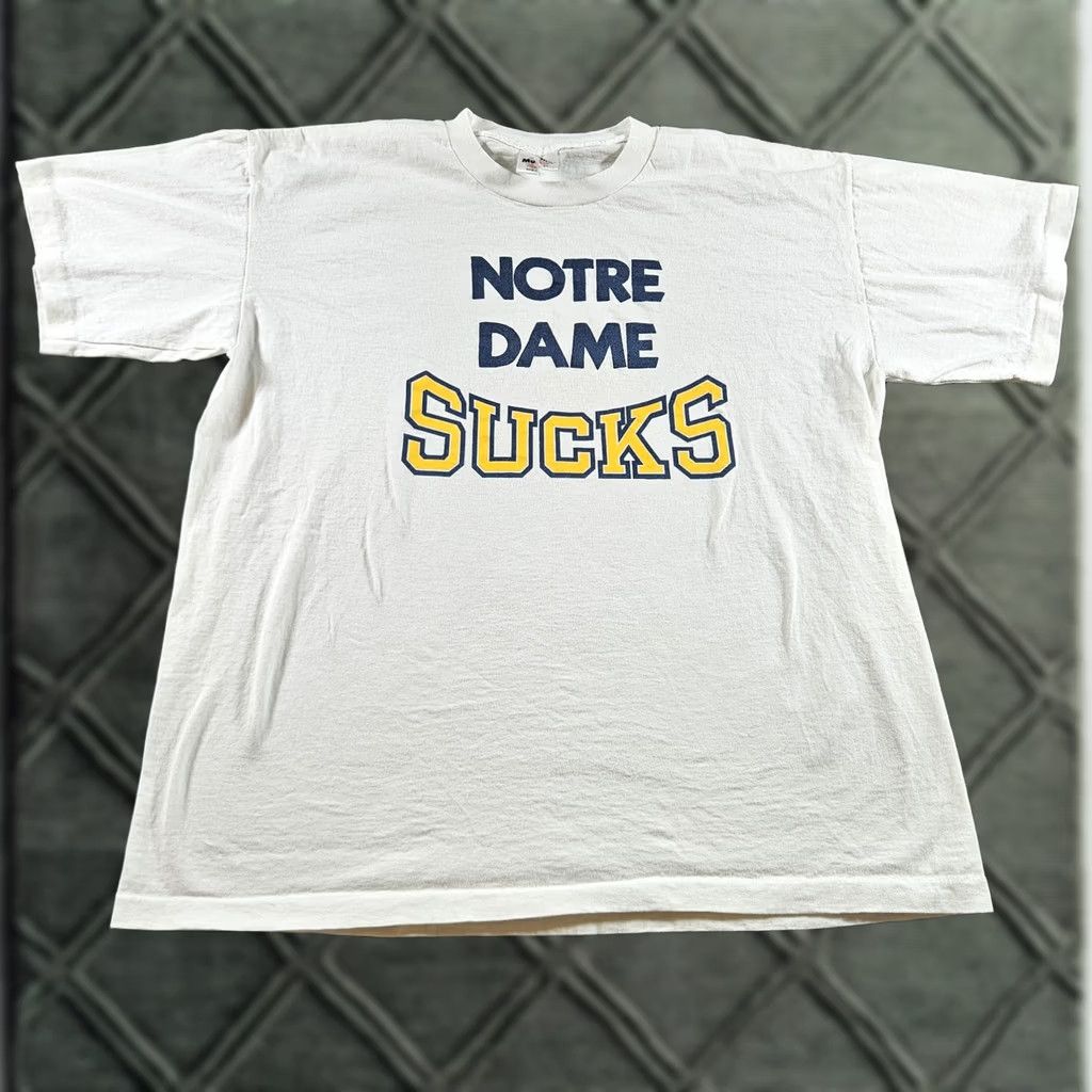 Vintage VINTAGE Murina Notre Dame Sucks Shirt Mens XL White Short Sleeve Graphic Print Crew Neck Cotton College Sports Funny 90s Mens Size US XL / EU 56 / 4 - 1 Thumbnail