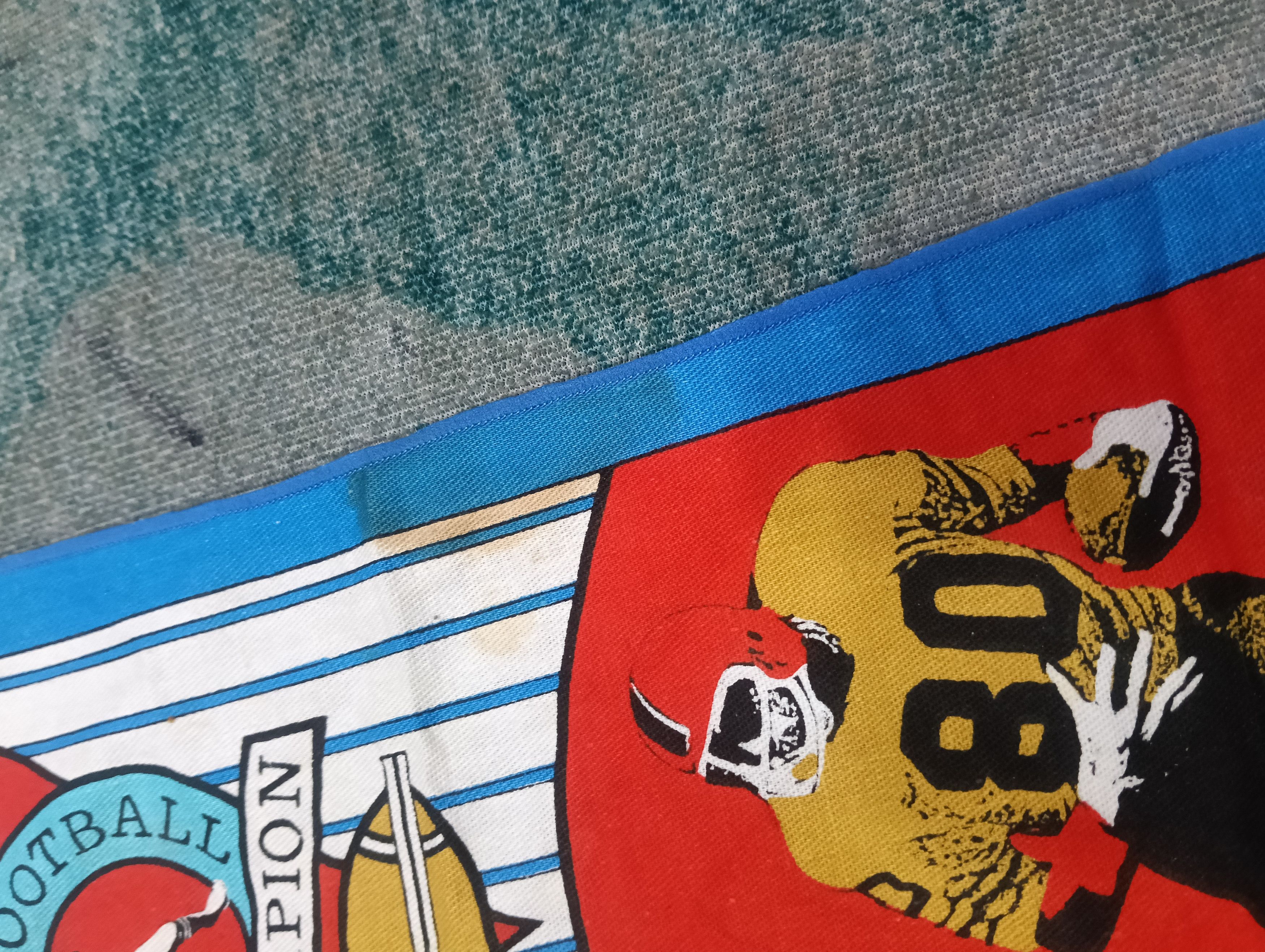 Vintage Vintage American Football Handkerchief/Neckerchief/Bandanna Size ONE SIZE - 5 Thumbnail