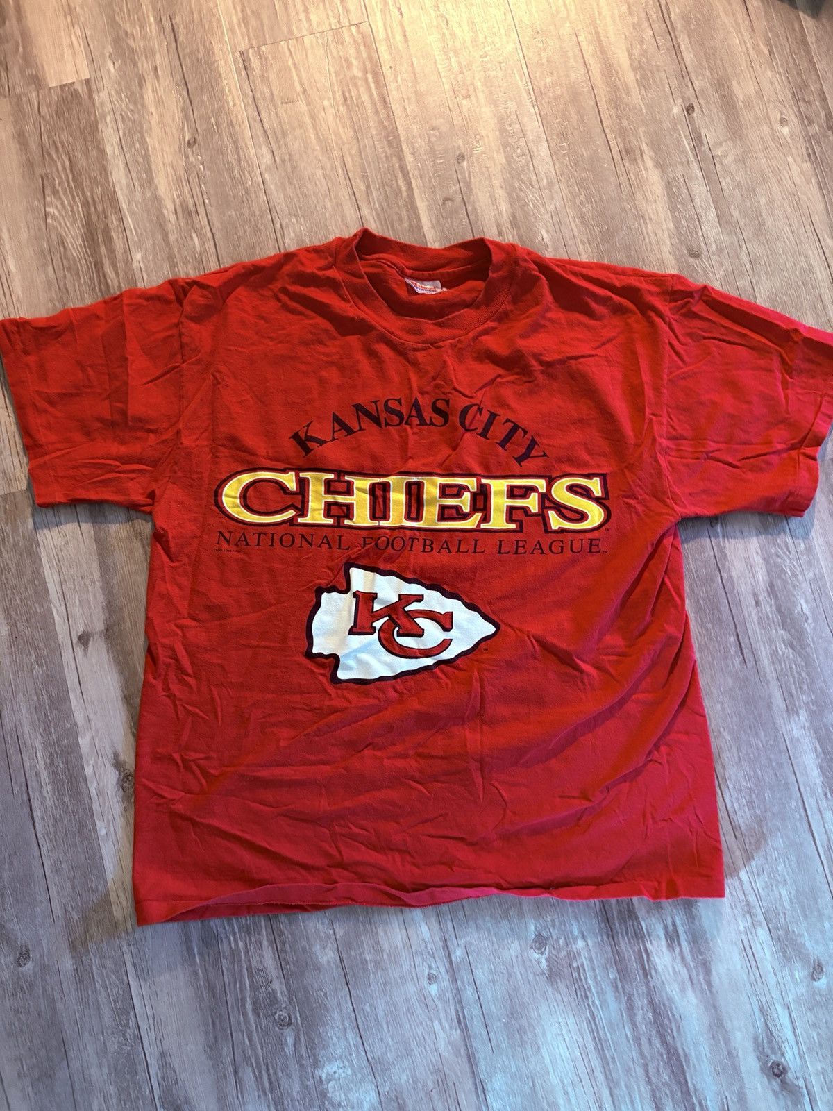 Hanes Vintage 90s Single Stitch KC Chiefs Tee Size L Size US L / EU 52-54 / 3 - 1 Thumbnail