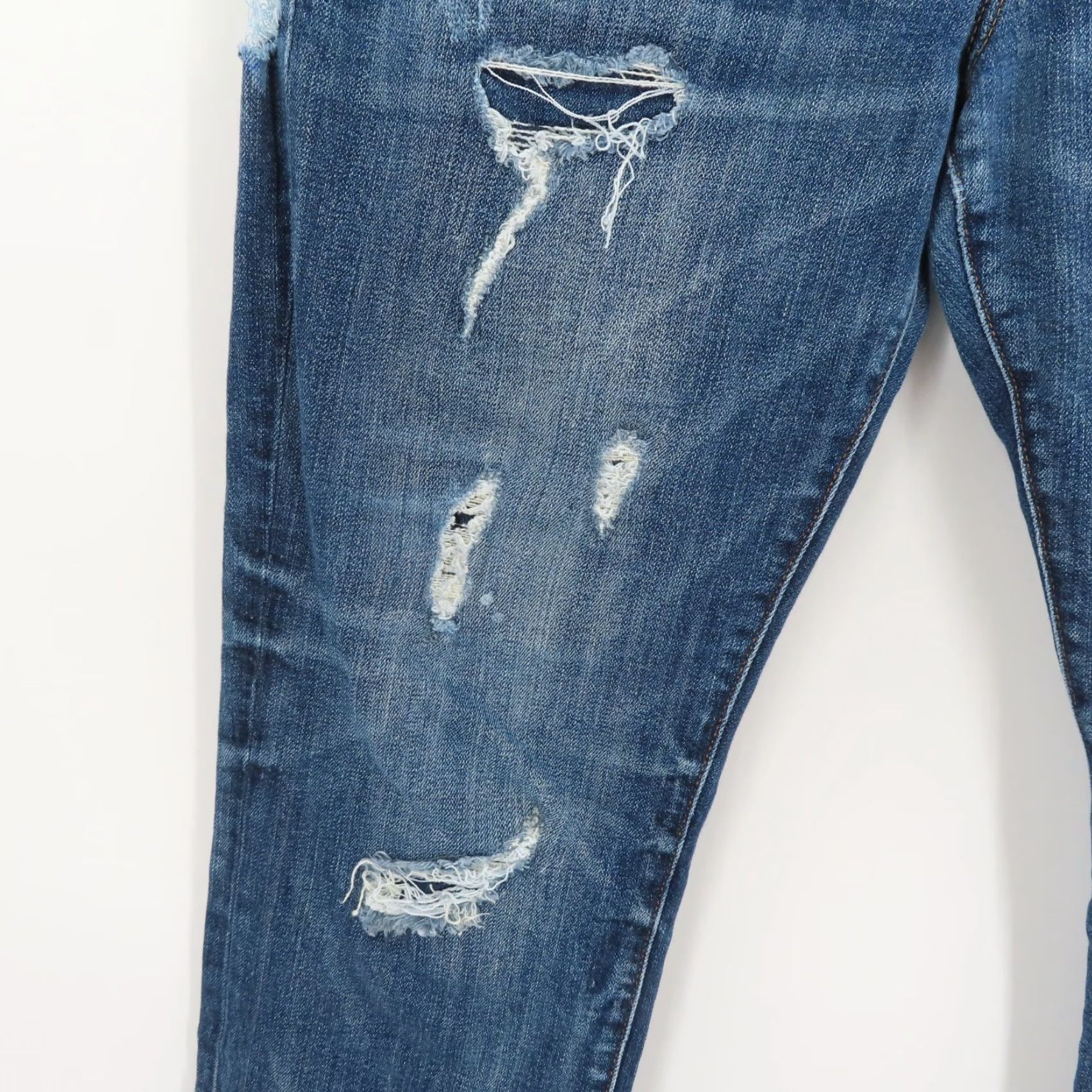 Vintage Rock Revival Remix Jeans Women 33 Straight Distressed Denim 5-Pocket Rock Style Boys? Size 24" / US 00 / IT 34 - 4 Thumbnail