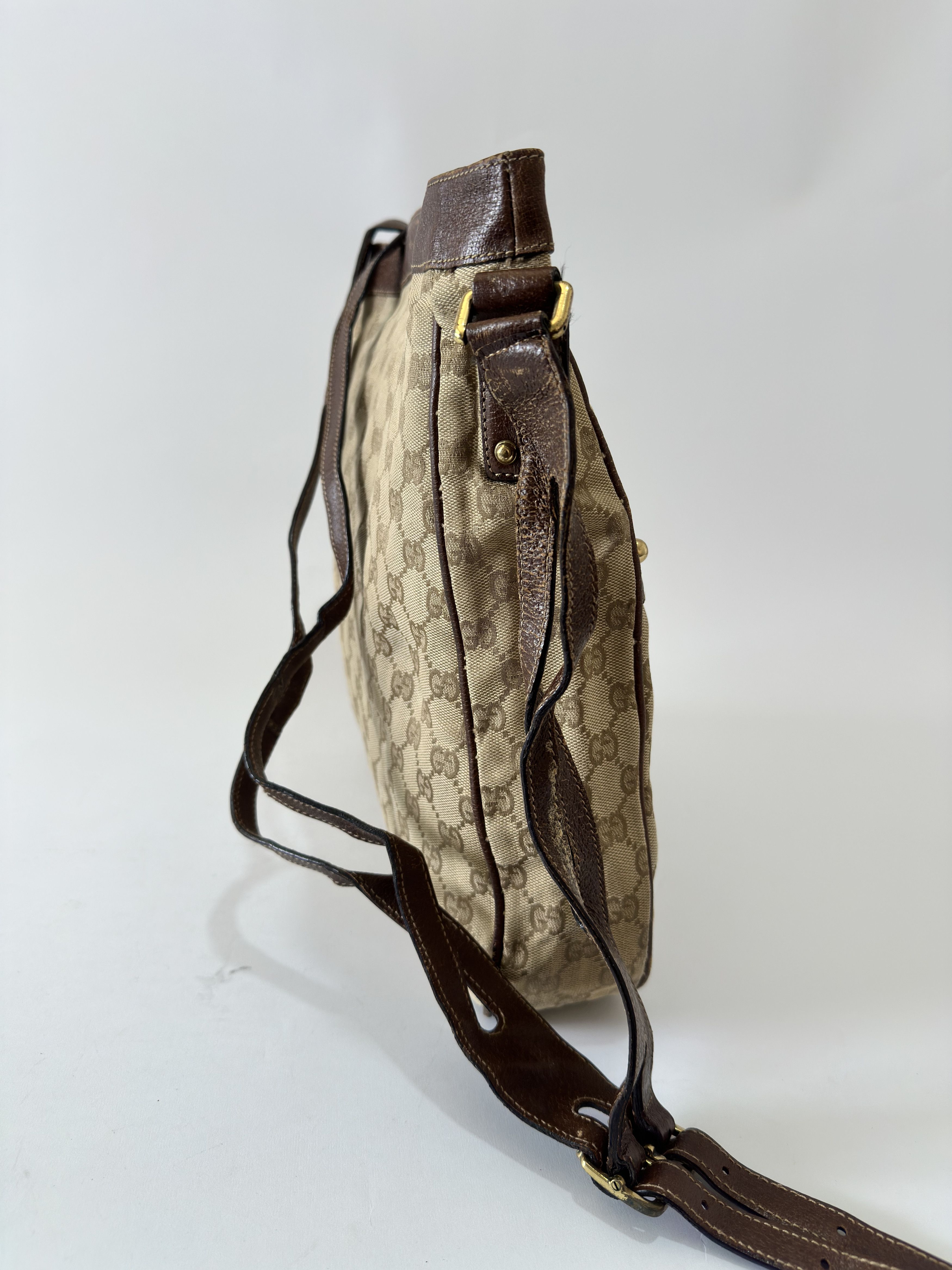 Gucci VINTAGE Gucci GG Canvas Shoulder Bag Size ONE SIZE - 2 Thumbnail