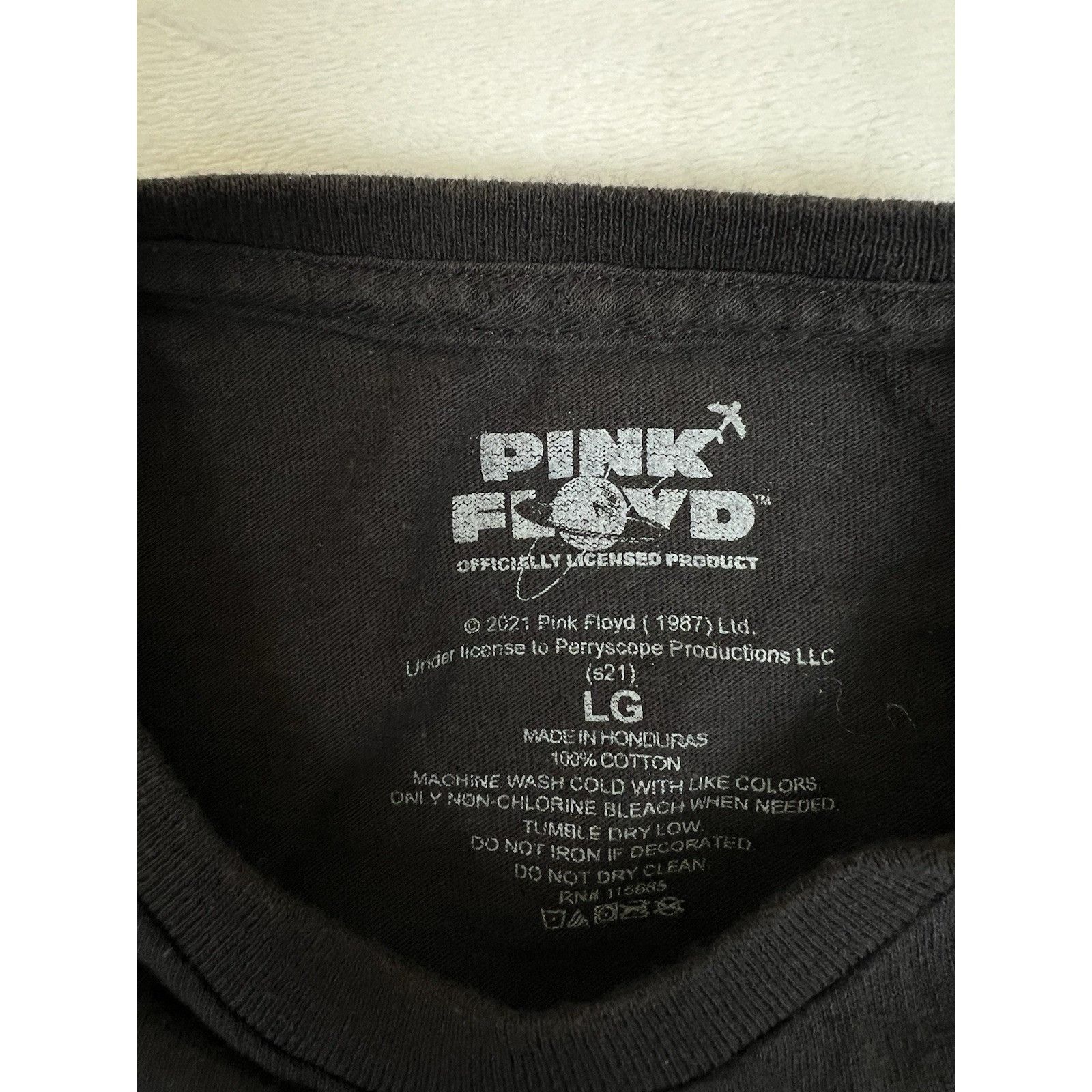Pink Floyd Pink Floyd T-Shirt Division Bell “What Do You Want From Me” Size US M / EU 48-50 / 2 - 5 Thumbnail