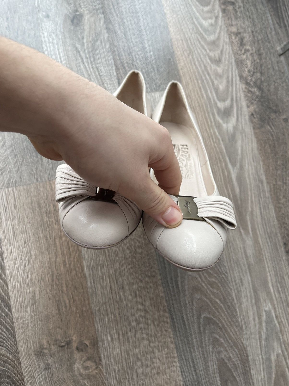 Salvatore Ferragamo × Vintage 😍Leather Pumps Salvatore Ferragamo Heels beige vintage Size US 8 / IT 38 - 5 Thumbnail