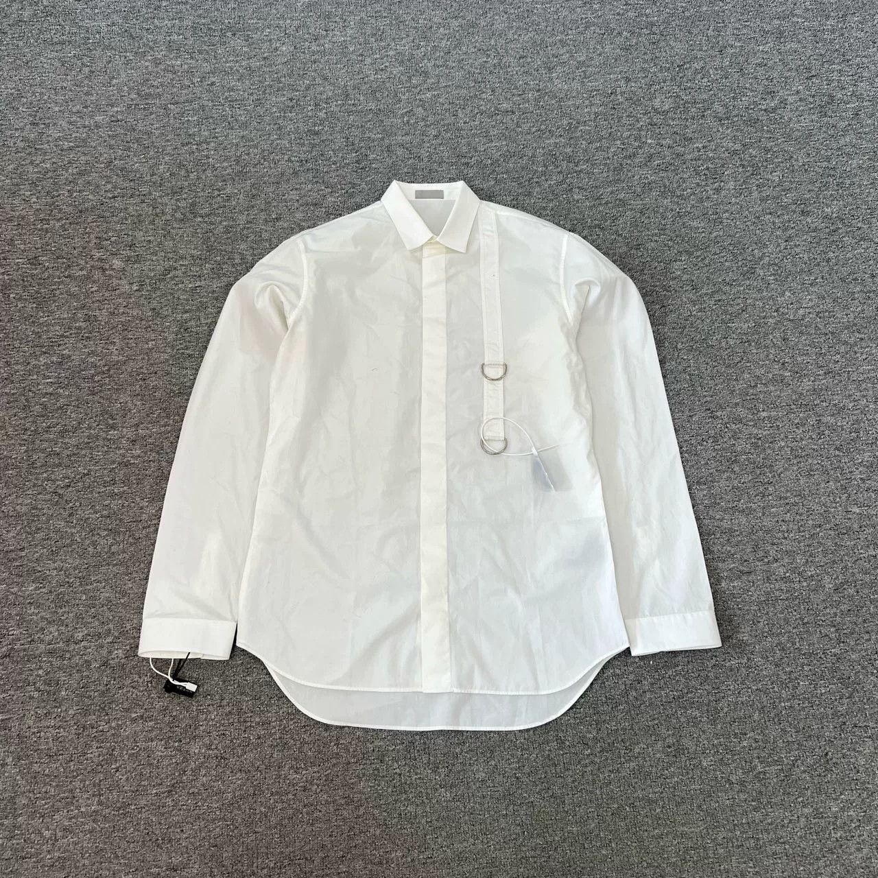 Dior Dior Homme White Shirt with Metal D Ring Size US XXS / EU 40 - 1 Thumbnail