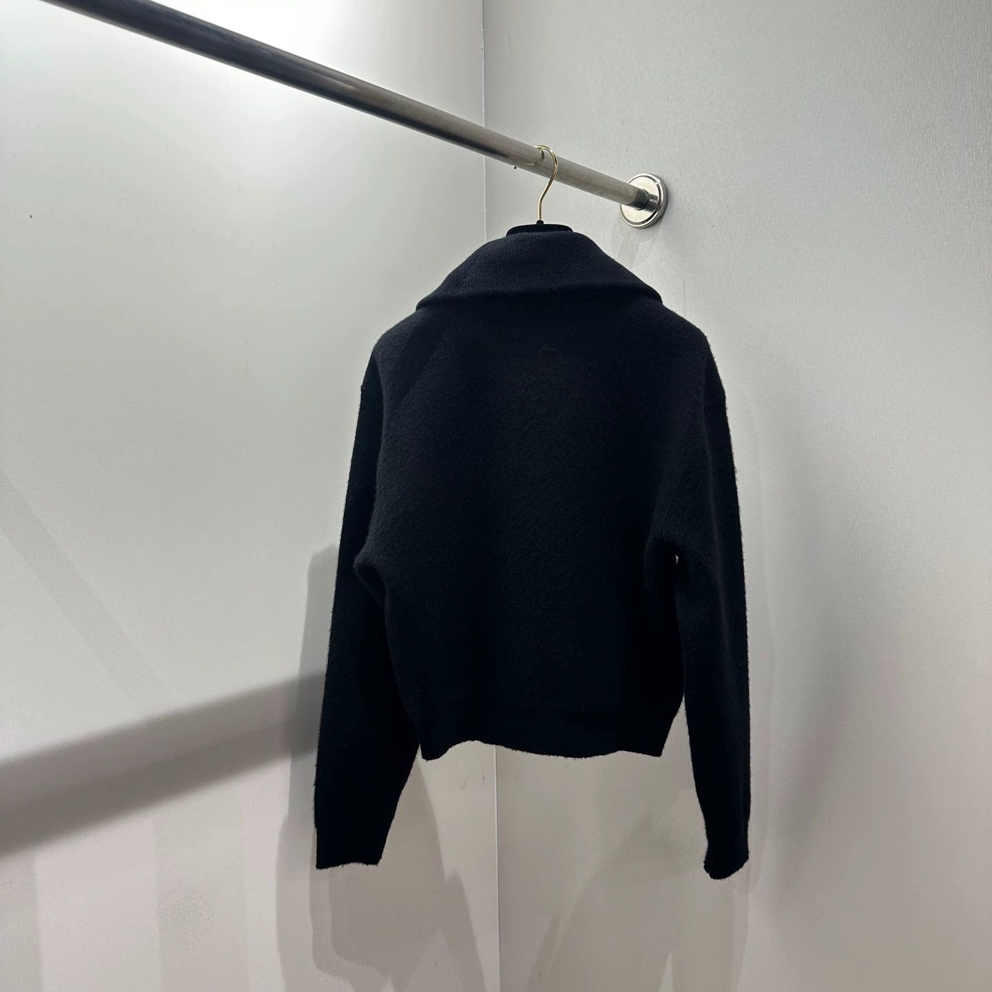 Chanel Chanel Ski Collection Logo Cashmere Sweater 34 Size XS / US 0-2 / IT 36-38 - 2 Thumbnail