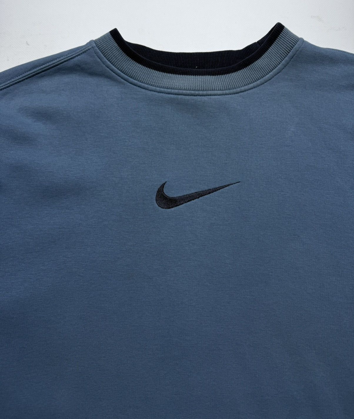Nike Vintage 90s Nike Central Logo Sweatshirt Size US L / EU 52-54 / 3 - 4 Thumbnail