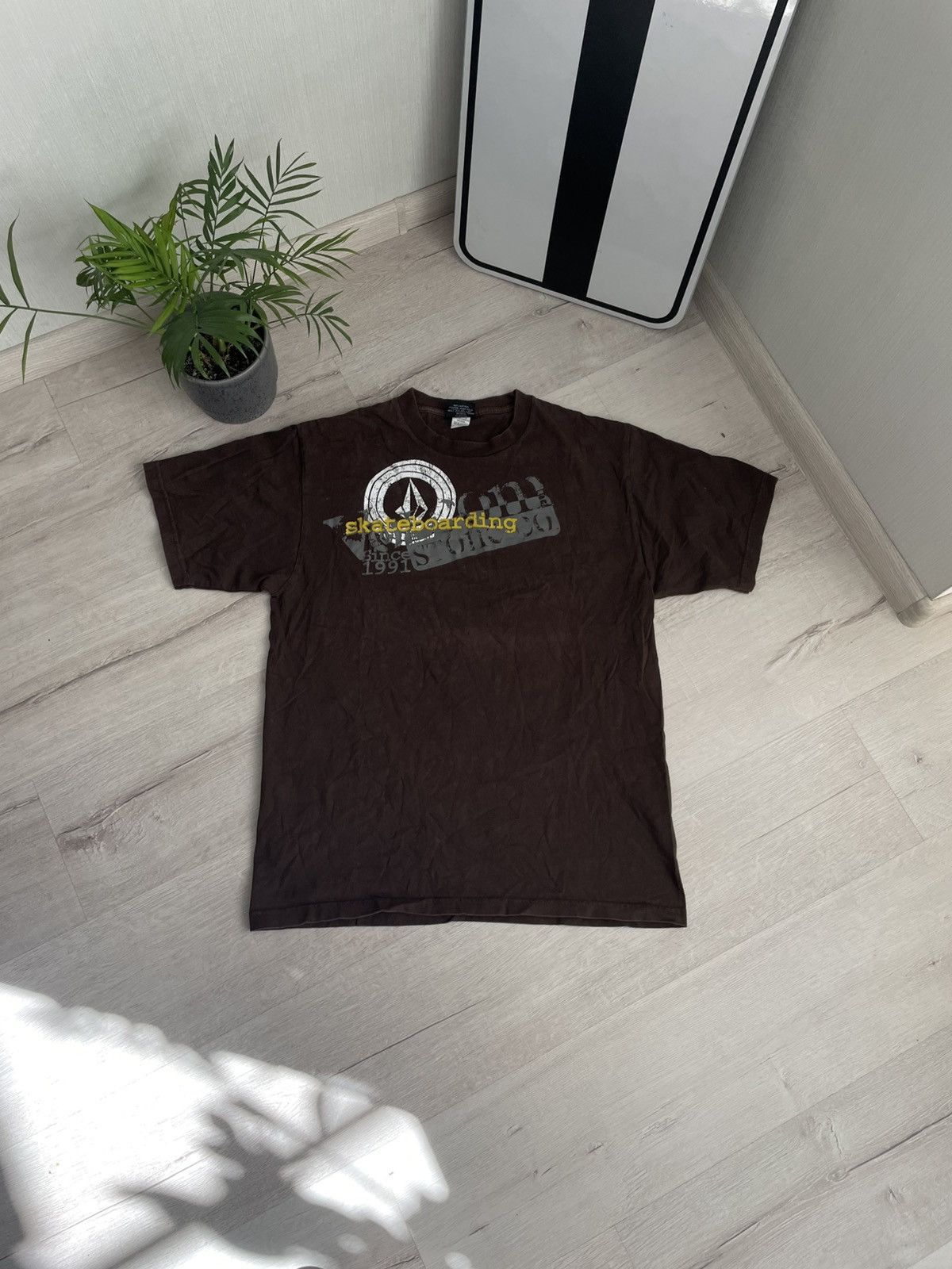 Vintage × Volcom Vintage 90s Volcom Skateboarding Faded T-shirt Sk8 Print Size US L / EU 52-54 / 3 - 1 Thumbnail
