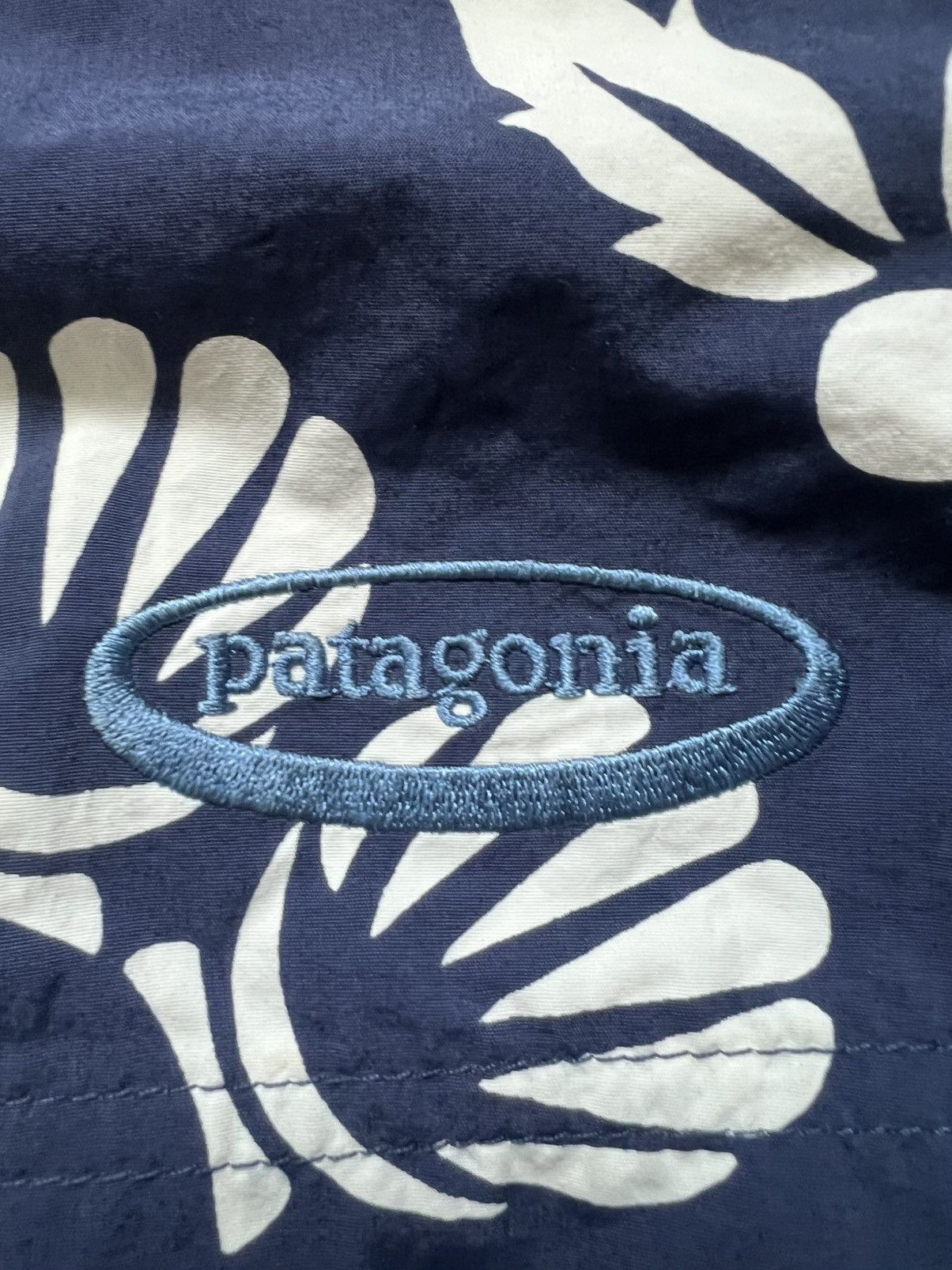 Patagonia Patagonia Men’s Board Short 32 Blue White Floral Swim Trunks Size US 32 / EU 48 - 4 Thumbnail