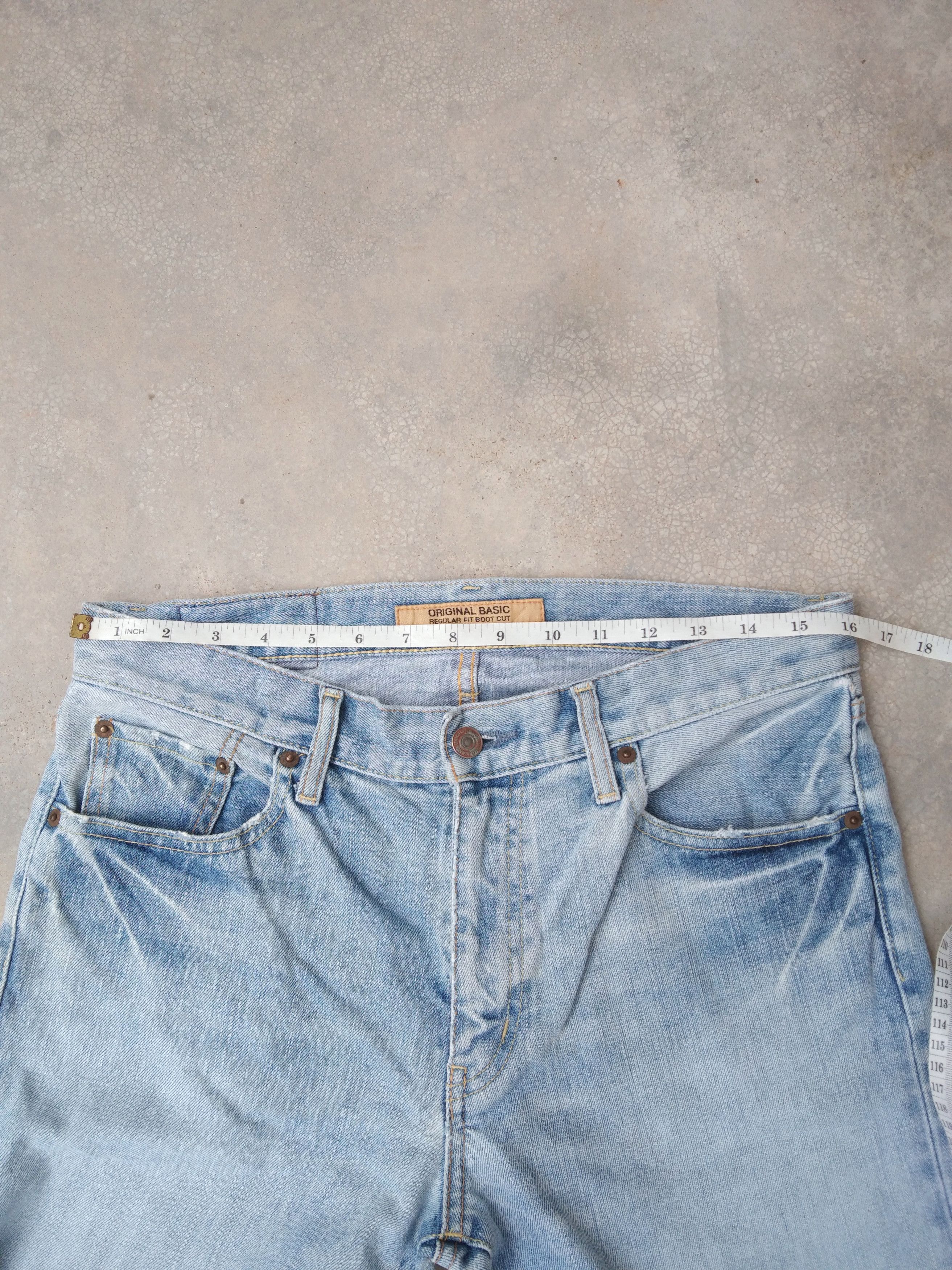 Japanese Brand × Jean × Vintage Vintage Distressed Uniqlo B-002 BootCut Flared Jeans 32x27.5 Size US 32 / EU 48 - 4 Thumbnail