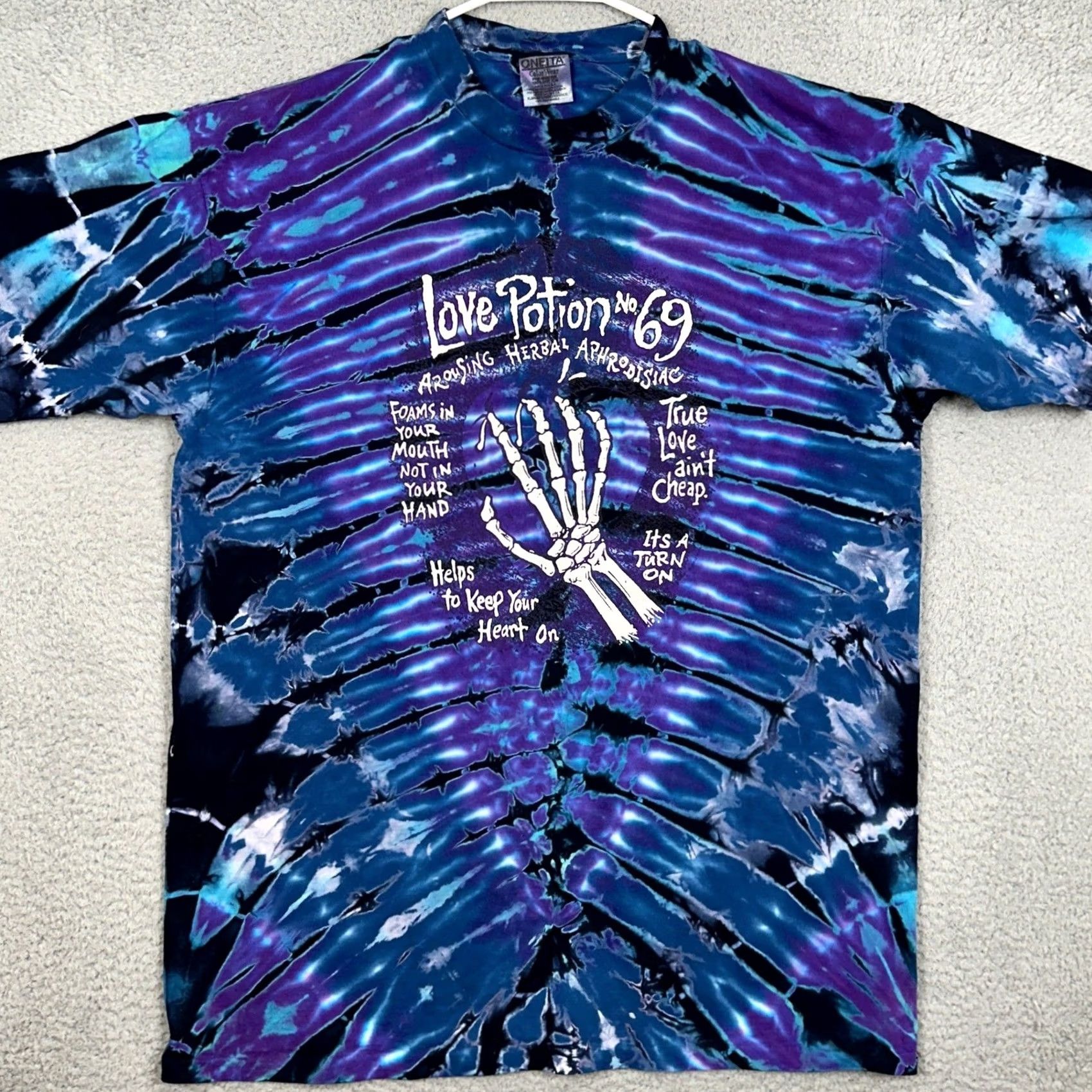 Vintage VINTAGE Oneita T-Shirt Men XL Purple Graphic Tie Dye Love Potion 69 USA Made EUC Size US XL / EU 56 / 4 - 3 Thumbnail