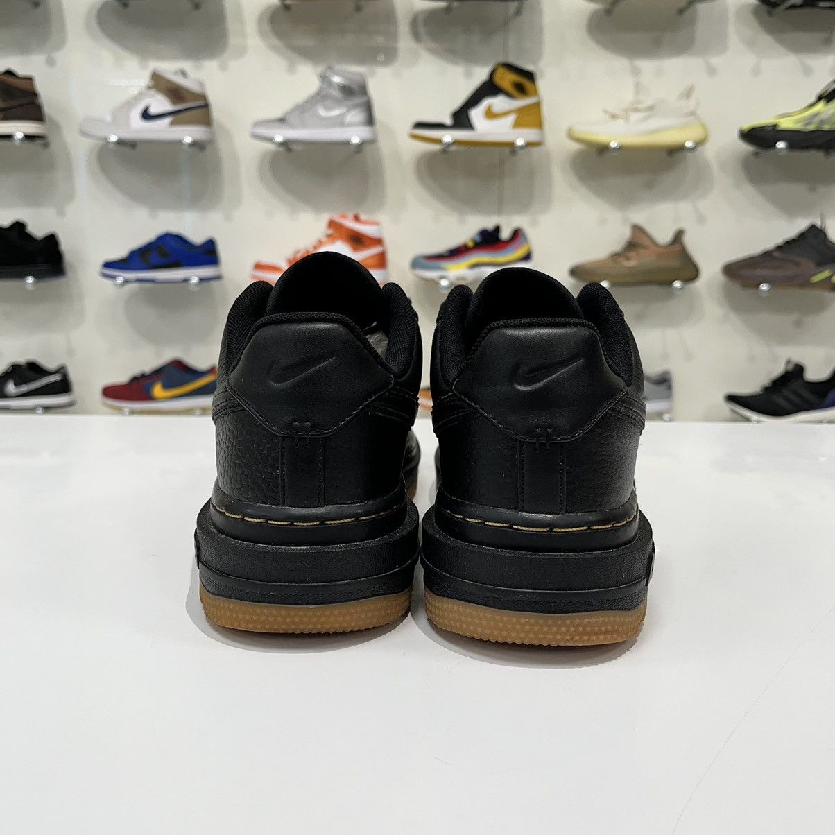 Nike Nike Air Force 1 Low Luxe Black Gum Size US 6.5 / EU 39-40 - 5 Thumbnail