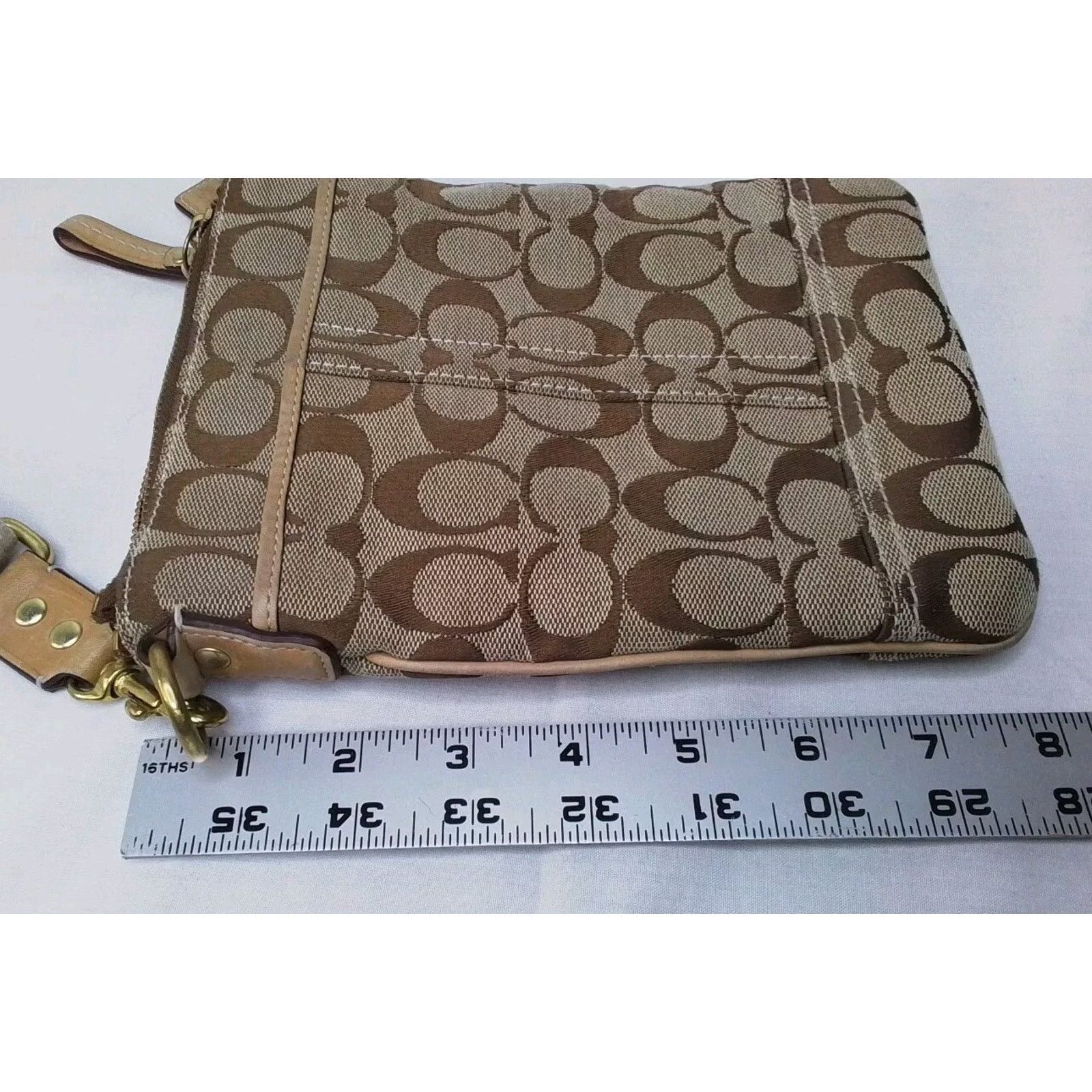Coach Coach Signature Brown Crossbody Purse Swing Bag #J2038 Size ONE SIZE - 12 Thumbnail
