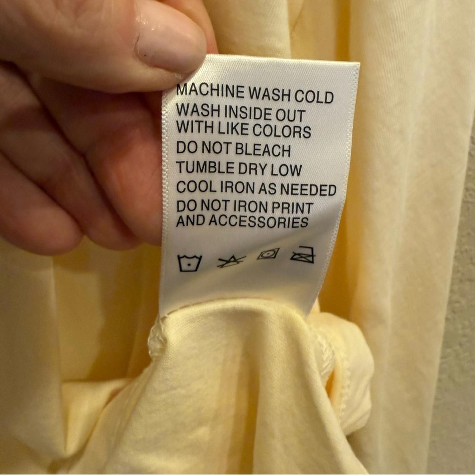 Other Budro Men’s 100% Cotton Cream Logo Shirt sz L Size US L / EU 52-54 / 3 - 7 Thumbnail