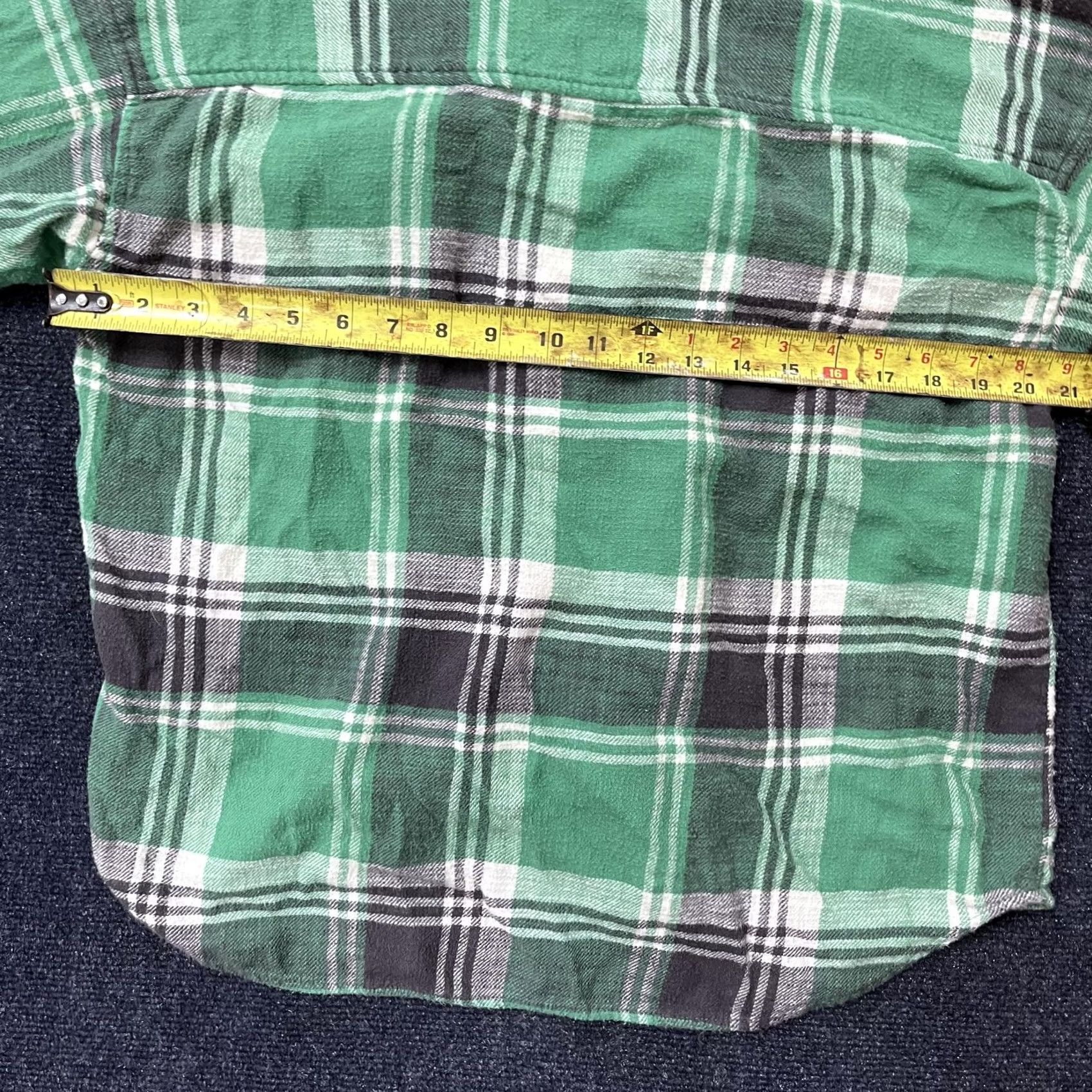 Vintage VINTAGE American Eagle Shirt Mens M Green Plaid Hooded Flannel Button Up Pockets Size US M / EU 48-50 / 2 - 3 Thumbnail