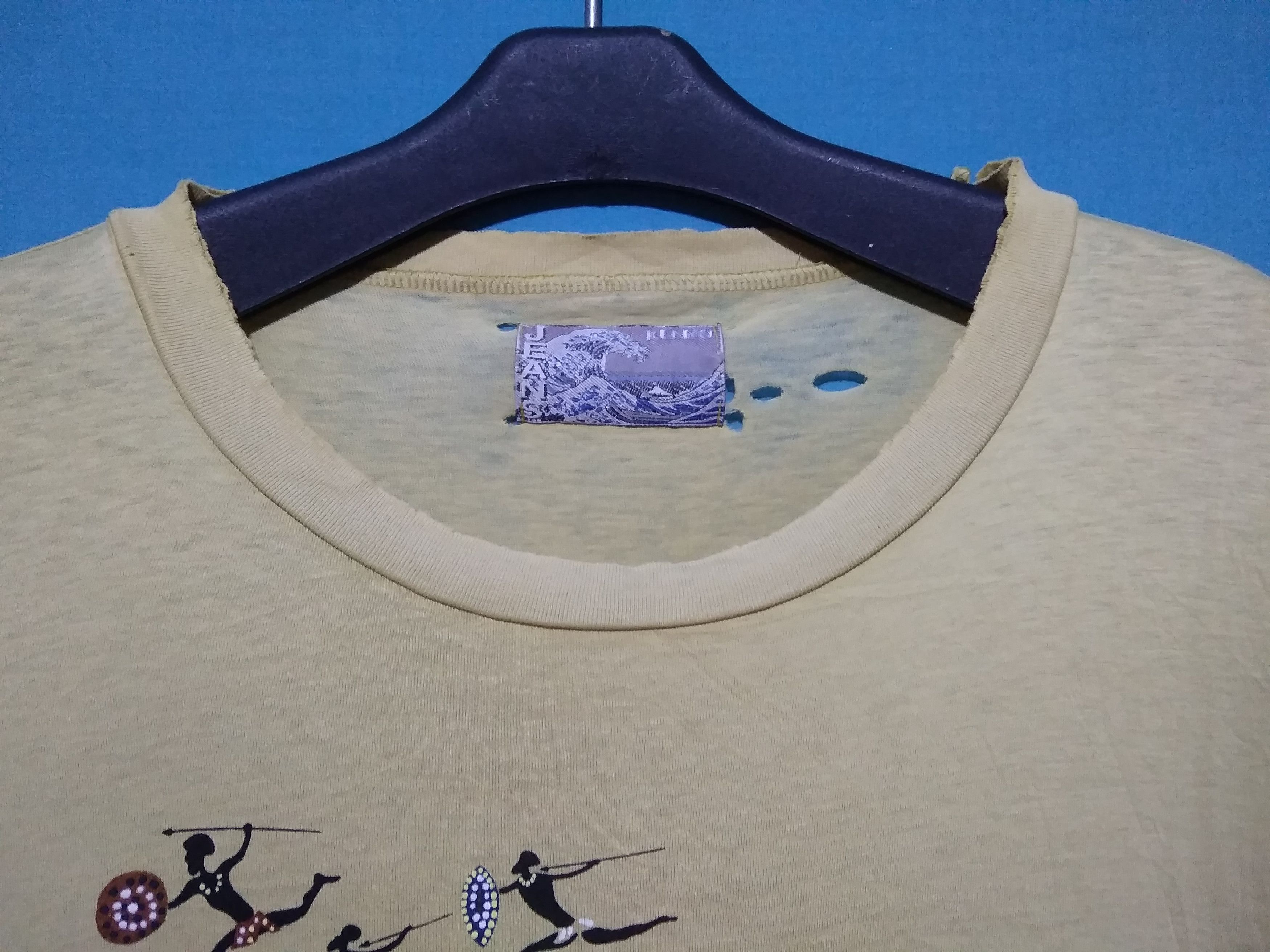 Vintage Vtg Essential Thrashed Faded Kenzo Jeans Graphics t shirt Size US L / EU 52-54 / 3 - 2 Thumbnail