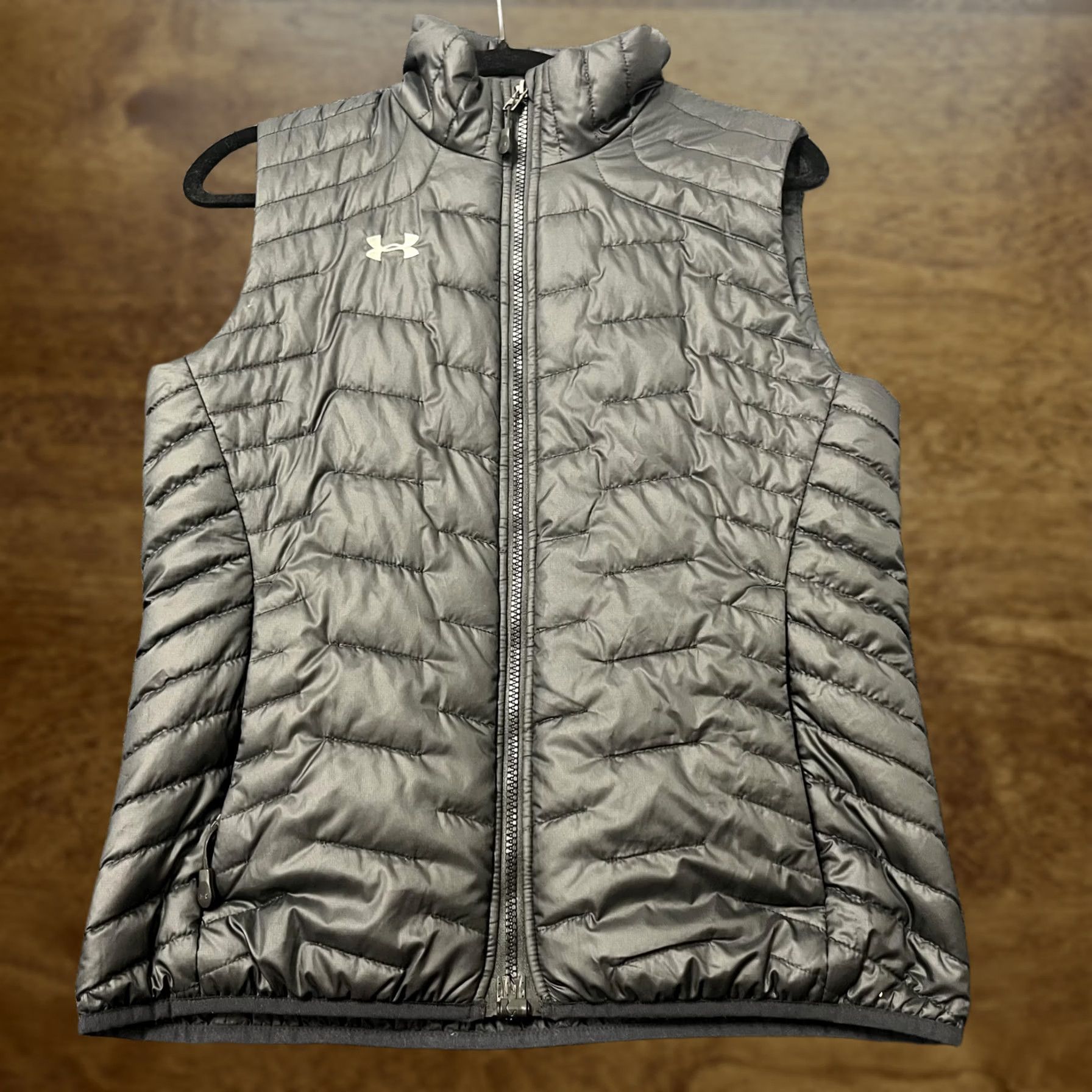 Under Armour Under Armour ColdGear Vest Mens Small Gray Quilted Insulated Full Zip Puffer Vest Size US S / EU 44-46 / 1 - 1 Thumbnail