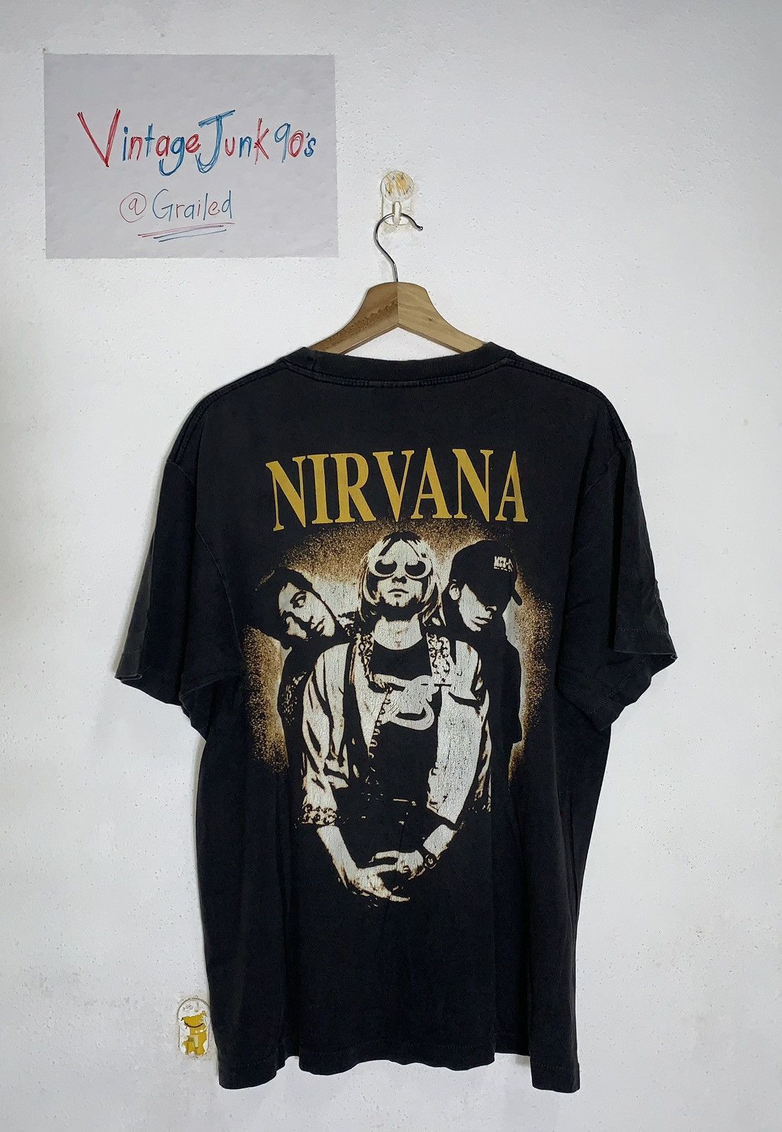 Band Tees Vintage DISTRESSED NIRVANA T-shirt Size US L / EU 52-54 / 3 - 10 Thumbnail