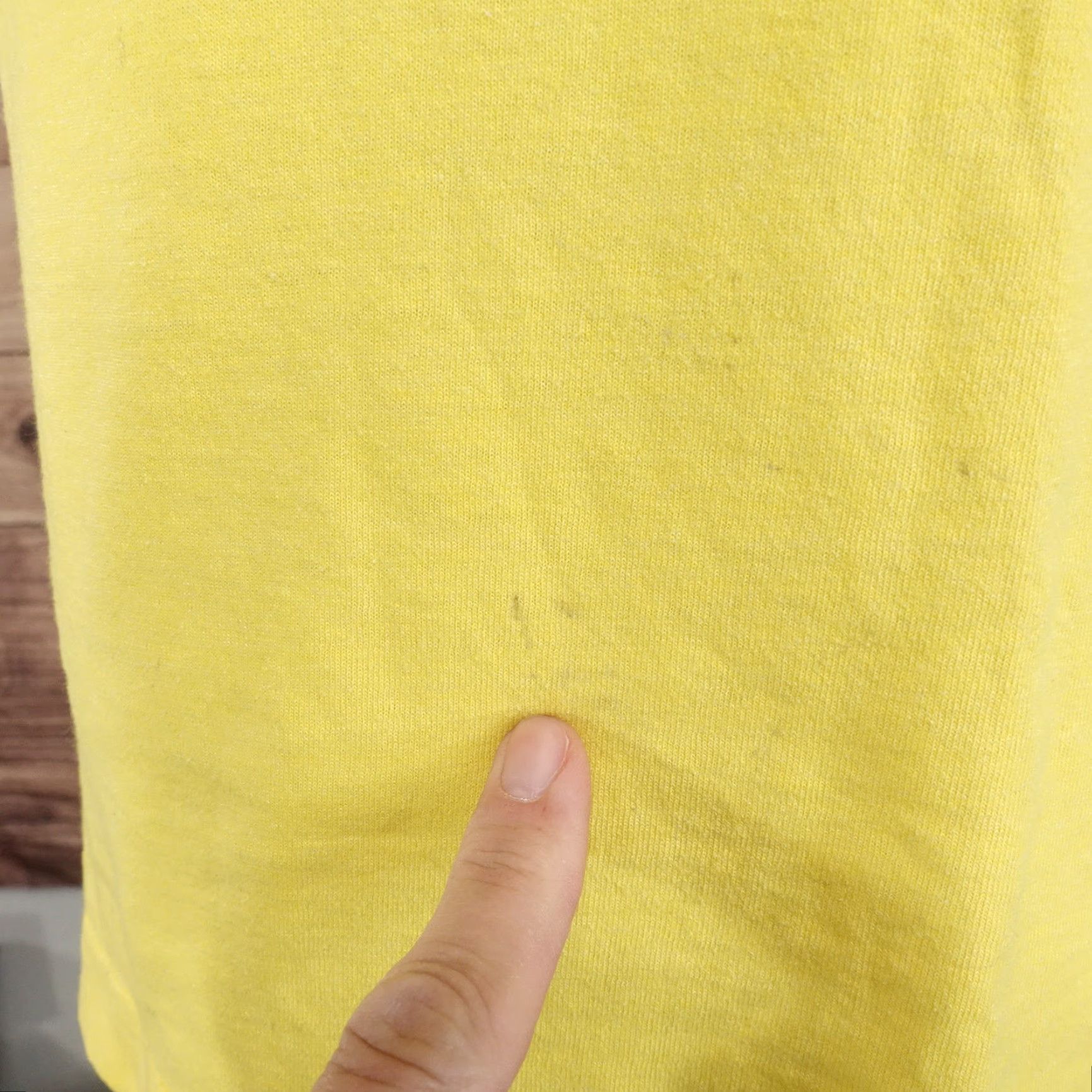 Fruit Of The Loom VINTAGE Fruit of the Loom Yellow T-Shirt XL Unisex Short Sleeve Hug A Rug Carpet Discount St Charles MO USA Mens Size US XL / EU 56 / 4 - 4 Thumbnail