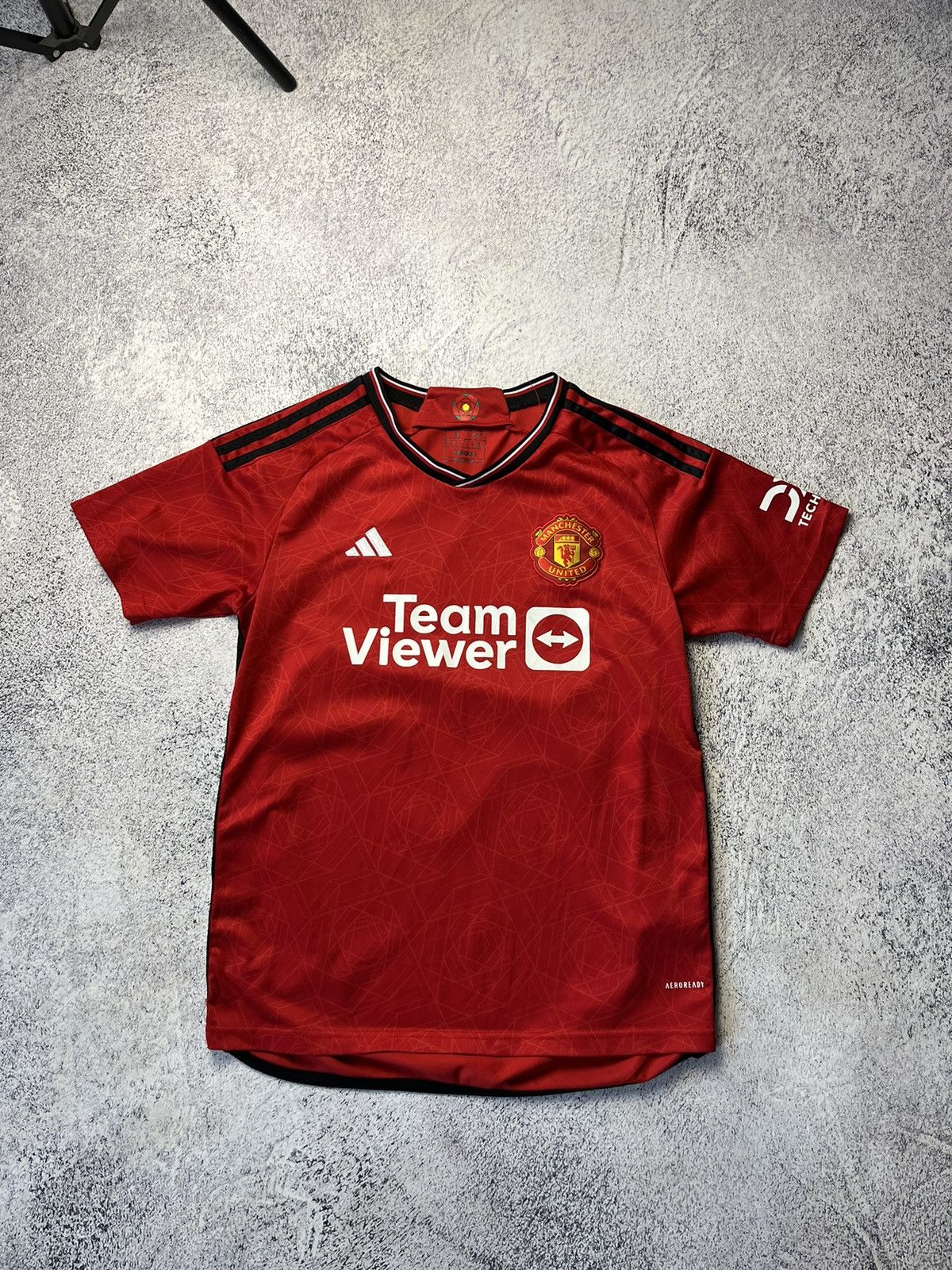 Vintage Manchester United 2023-2024 Authentic Home Shirt Size US M / EU 48-50 / 2 - 1 Thumbnail