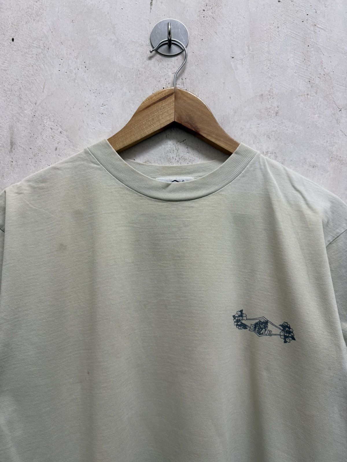 Vintage 2000s Faded Bear Surf Legend Hawaiian Tees Size US M / EU 48-50 / 2 - 4 Thumbnail