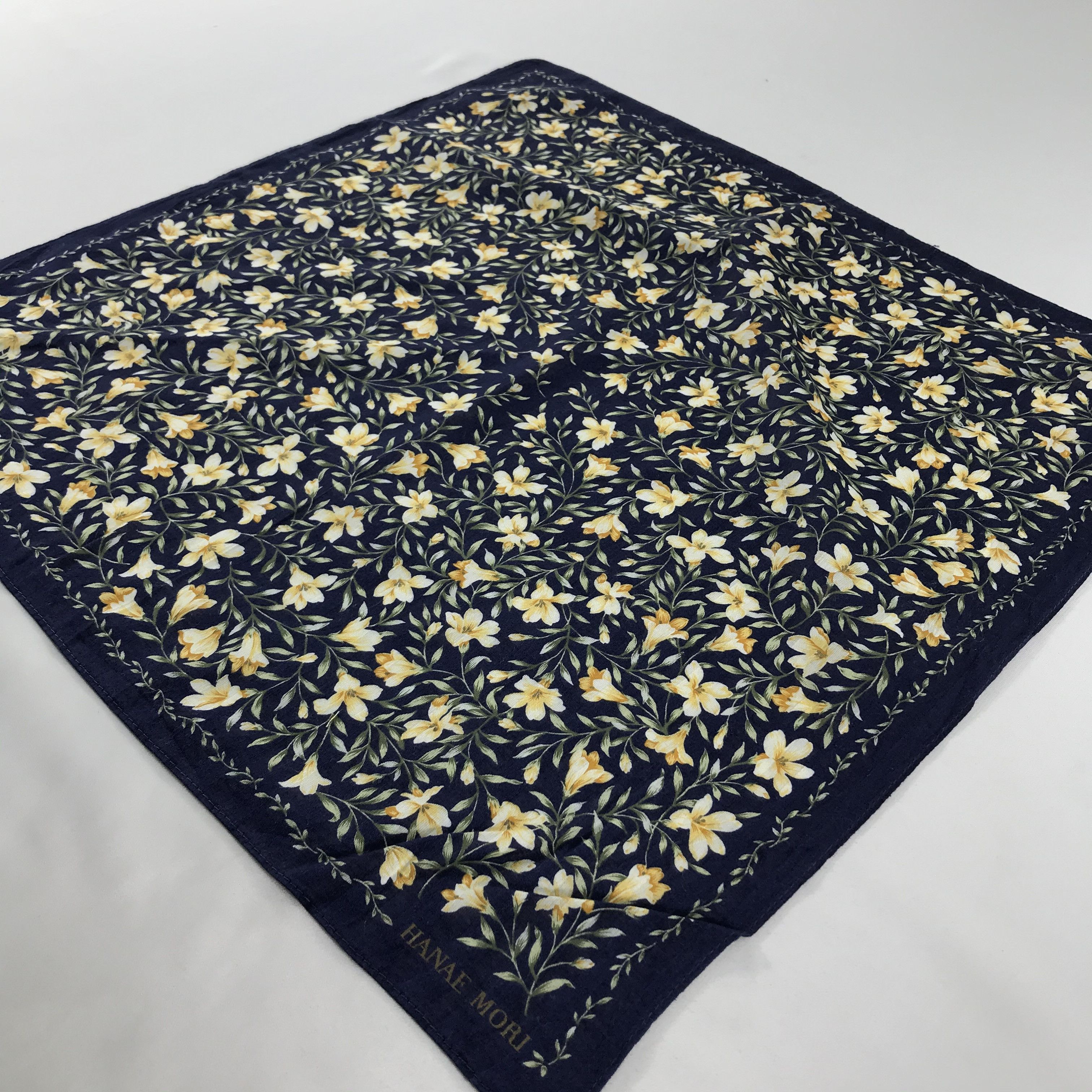 Hanae Mori × Vintage Hanae Mori Handkerchief / Neckerchief / Bandana Size ONE SIZE - 4 Thumbnail