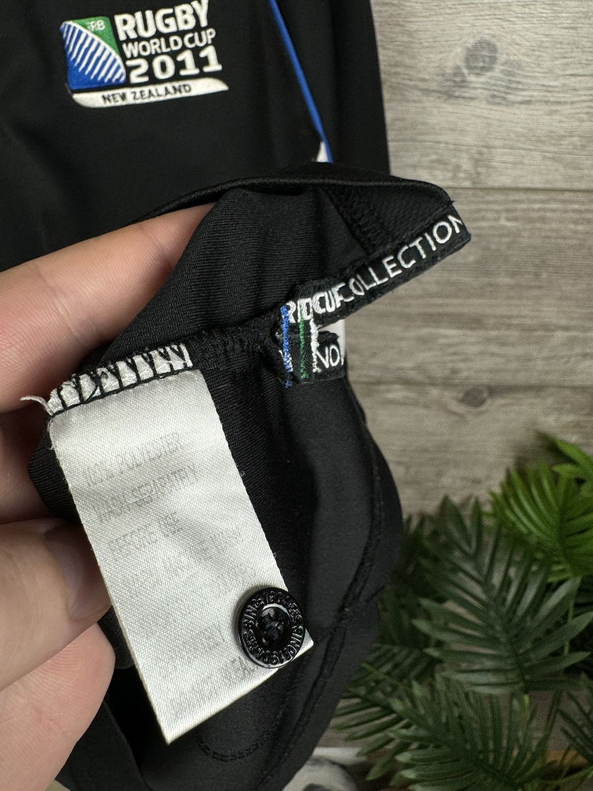 Canterbury of New Zealand Canterbury Rugby 🏉 World Cup New Zealand 🇳🇿 2011 Size L/XL Size US XL / EU 56 / 4 - 10 Thumbnail