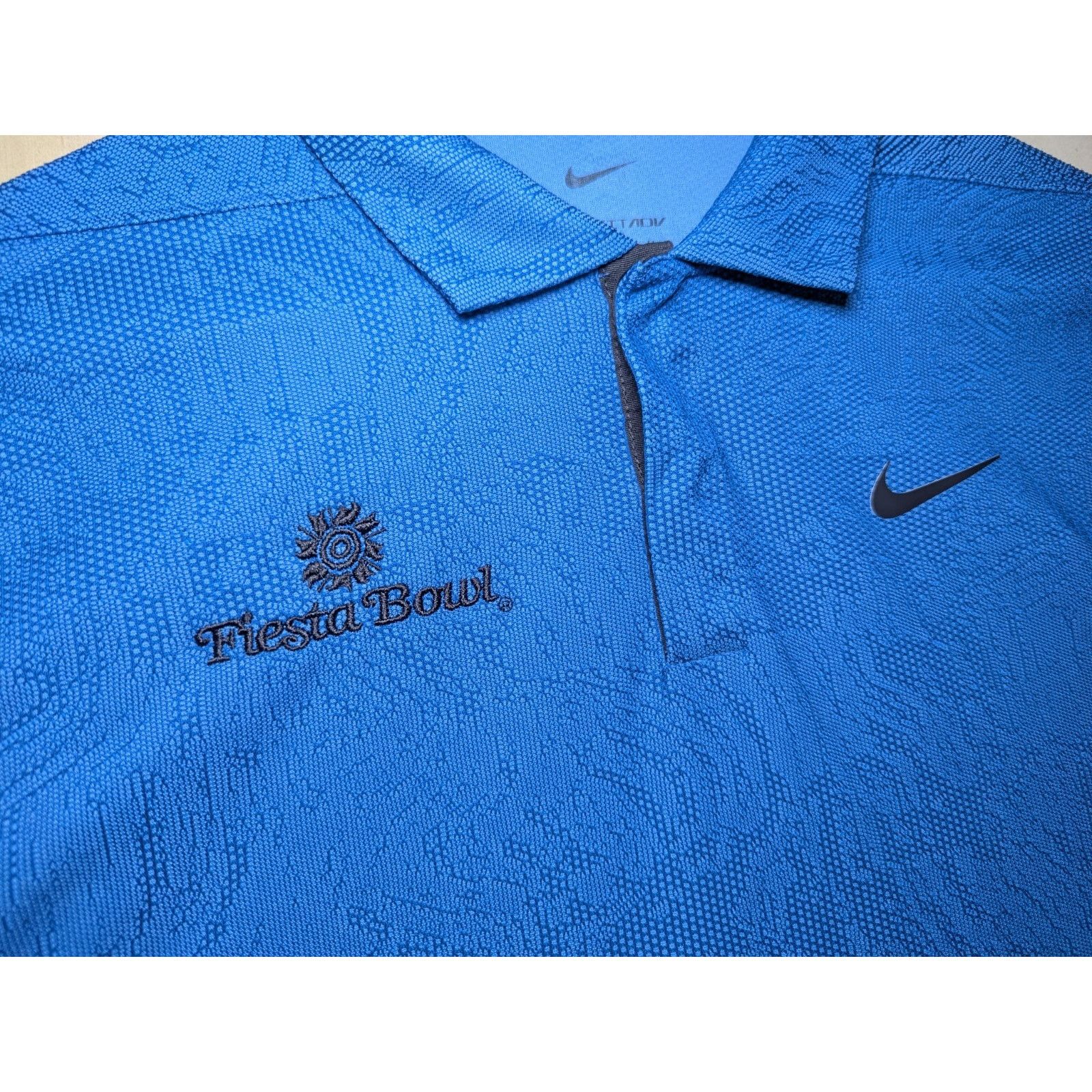 Nike Nike Men's Medium Tiger Woods Collection ADV Fiesta Bowl Size US M / EU 48-50 / 2 - 3 Thumbnail