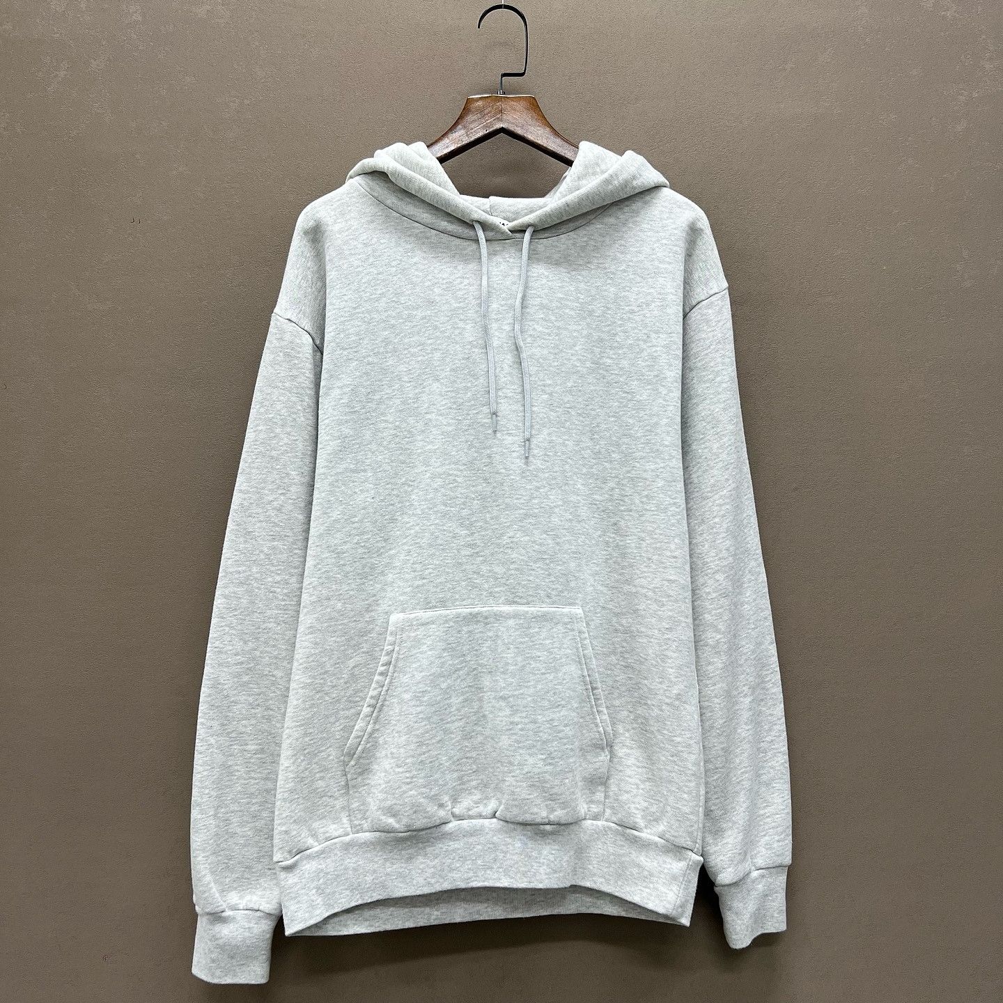 Balenciaga Balenciaga Logo Hoodie Size M Size US M / EU 48-50 / 2 - 1 Thumbnail
