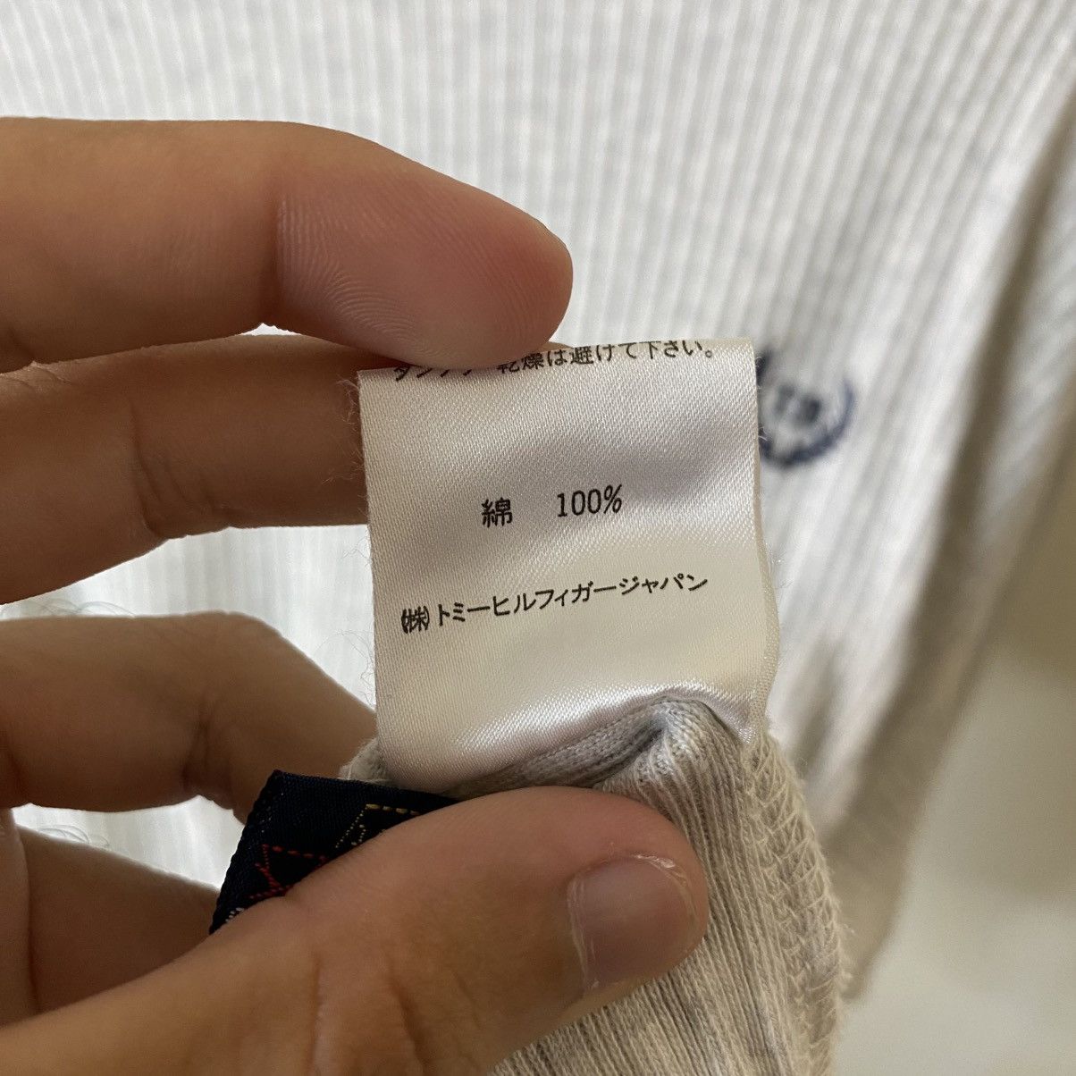 Tommy Hilfiger Vintage 90s Tommy Hilfiger Turtle Neck LS T Shirt Size US L / EU 52-54 / 3 - 7 Thumbnail