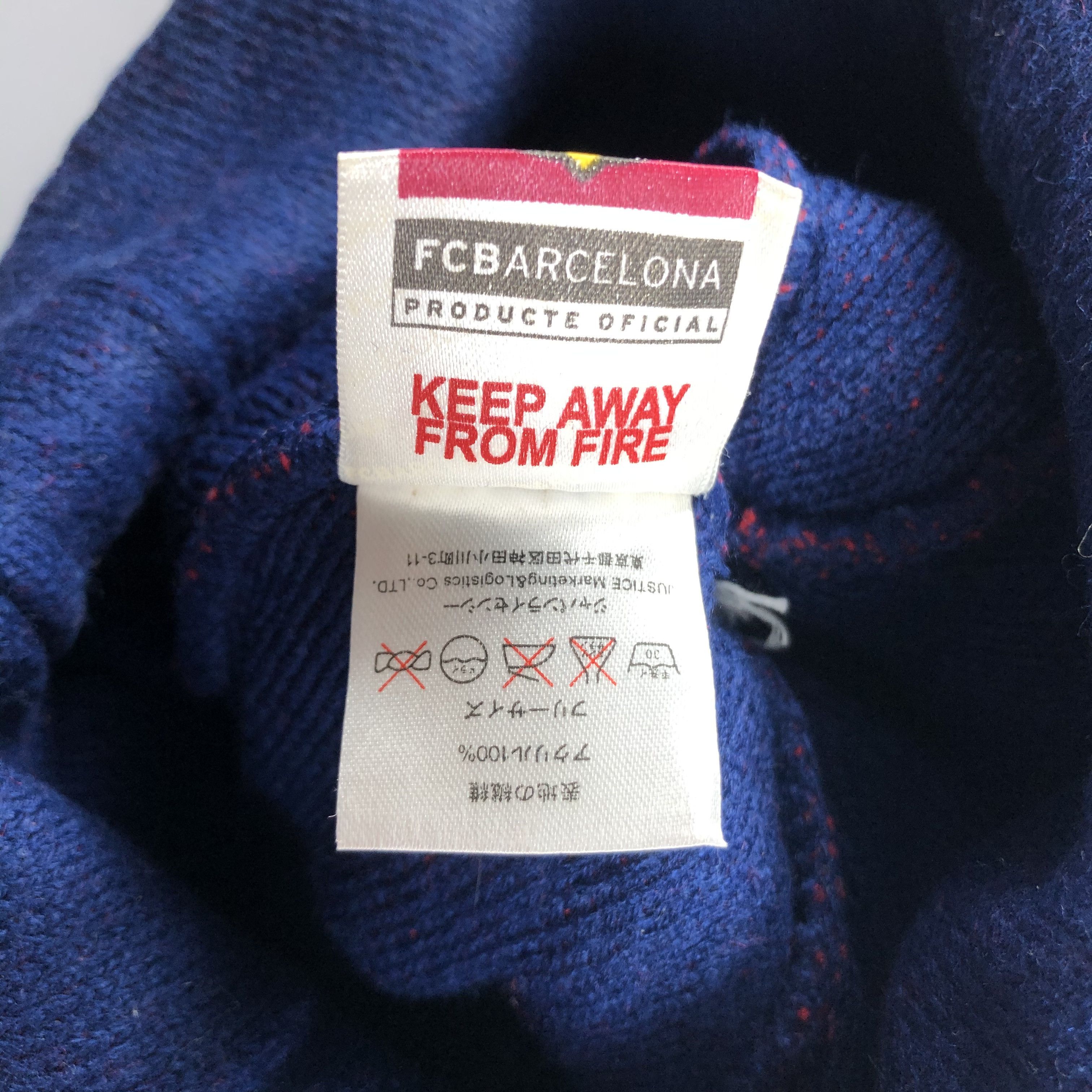 Other FC Barcelona Bobble Beanie Snow Hat Snow Cap -D219 Size ONE SIZE - 7 Thumbnail