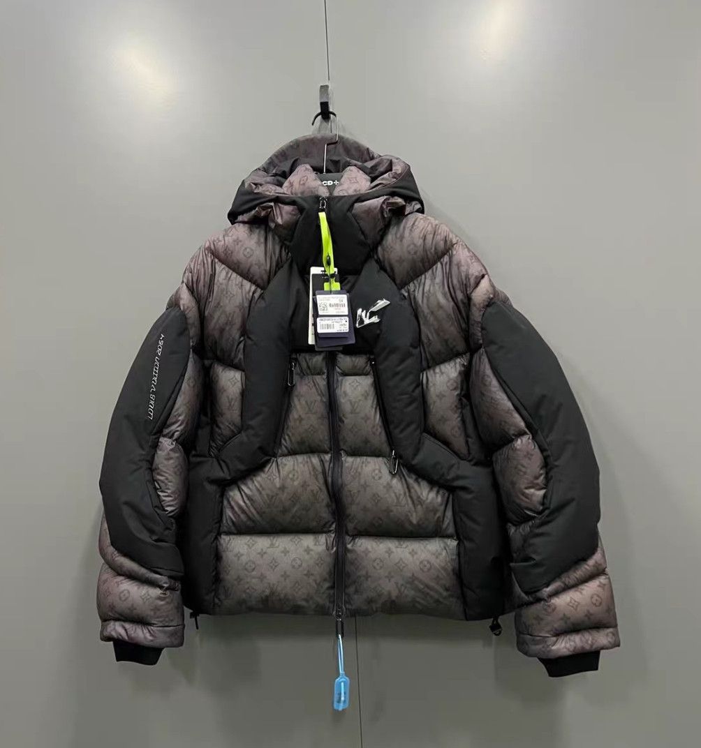 Louis Vuitton Louis Vuitton Louis Vuitton Gray Hooded Puffer Jacket-2506 Size US L / EU 52-54 / 3 - 1 Thumbnail