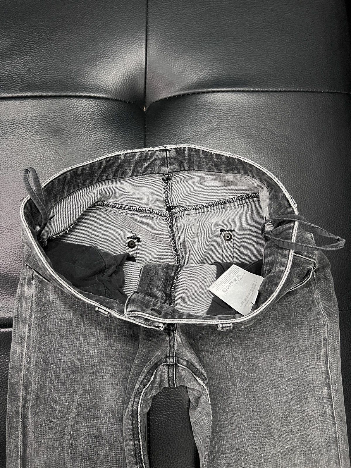 Maison Margiela Maison Martin Margiela Line 14 Distressed Slim Denim Jeans Size 27" / US 4 / IT 40 - 9 Thumbnail