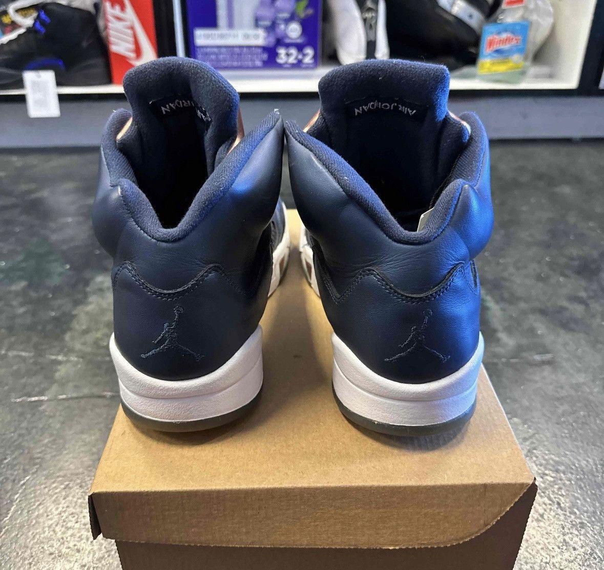 Jordan Brand Jordan 5 Bronze Size US 9 / EU 42 - 4 Thumbnail