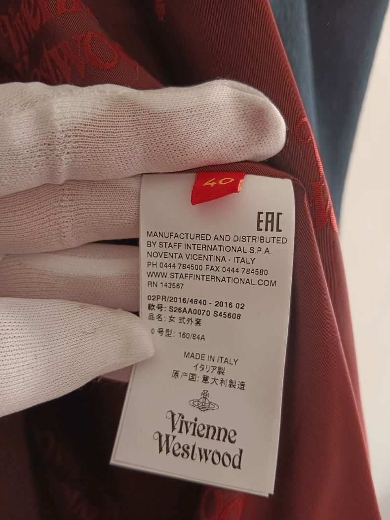 Vivienne Westwood Vivienne Westwood A wool coat for a woman with asymmetrica Size M / US 6-8 / IT 42-44 - 6 Thumbnail
