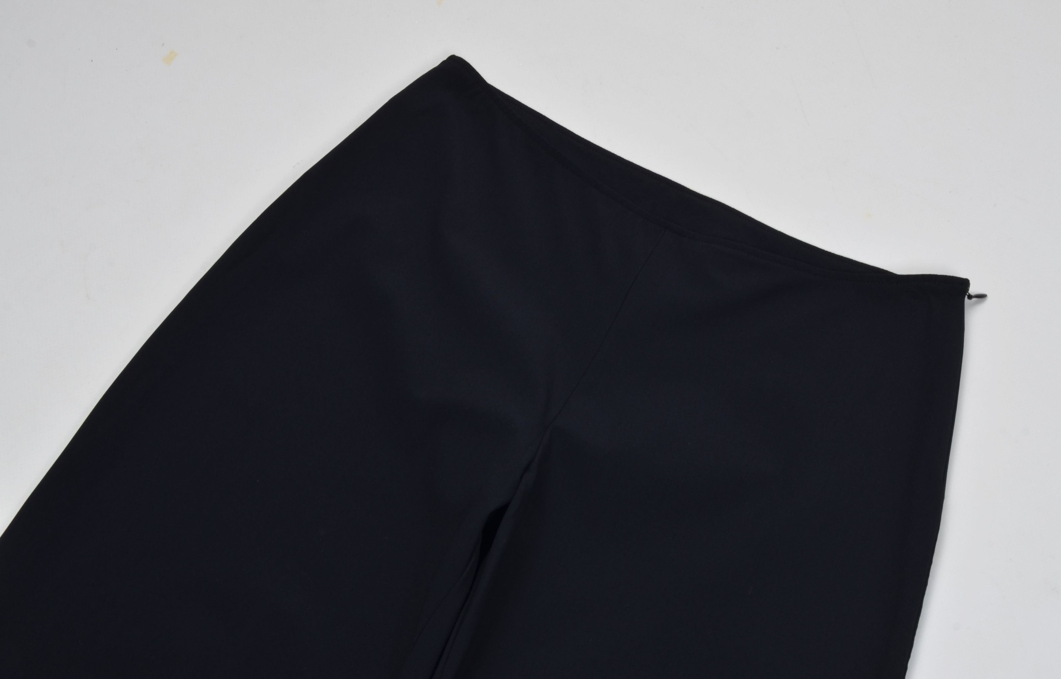 Wolford Wolford Cropped Navy Trousers Pants Size 26" / US 2 / IT 38 - 2 Thumbnail