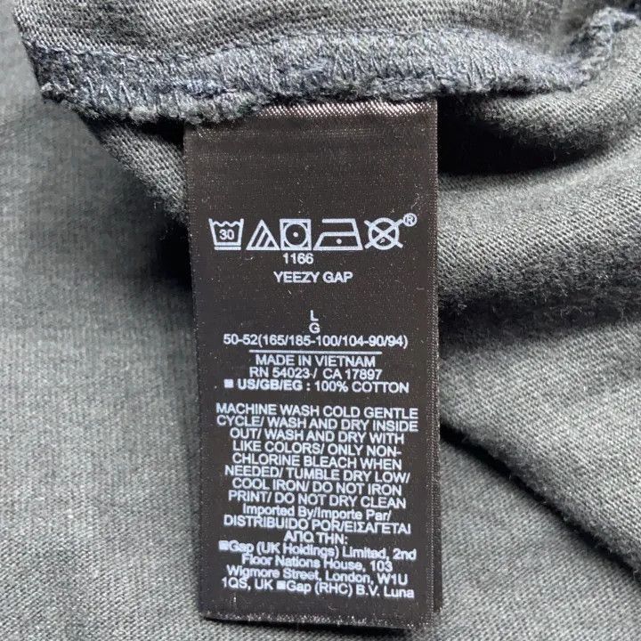 Balenciaga Balenciaga YEEZY X Gap X Balenciaga Dove Longsleeve Tee -2 Size US L / EU 52-54 / 3 - 5 Thumbnail