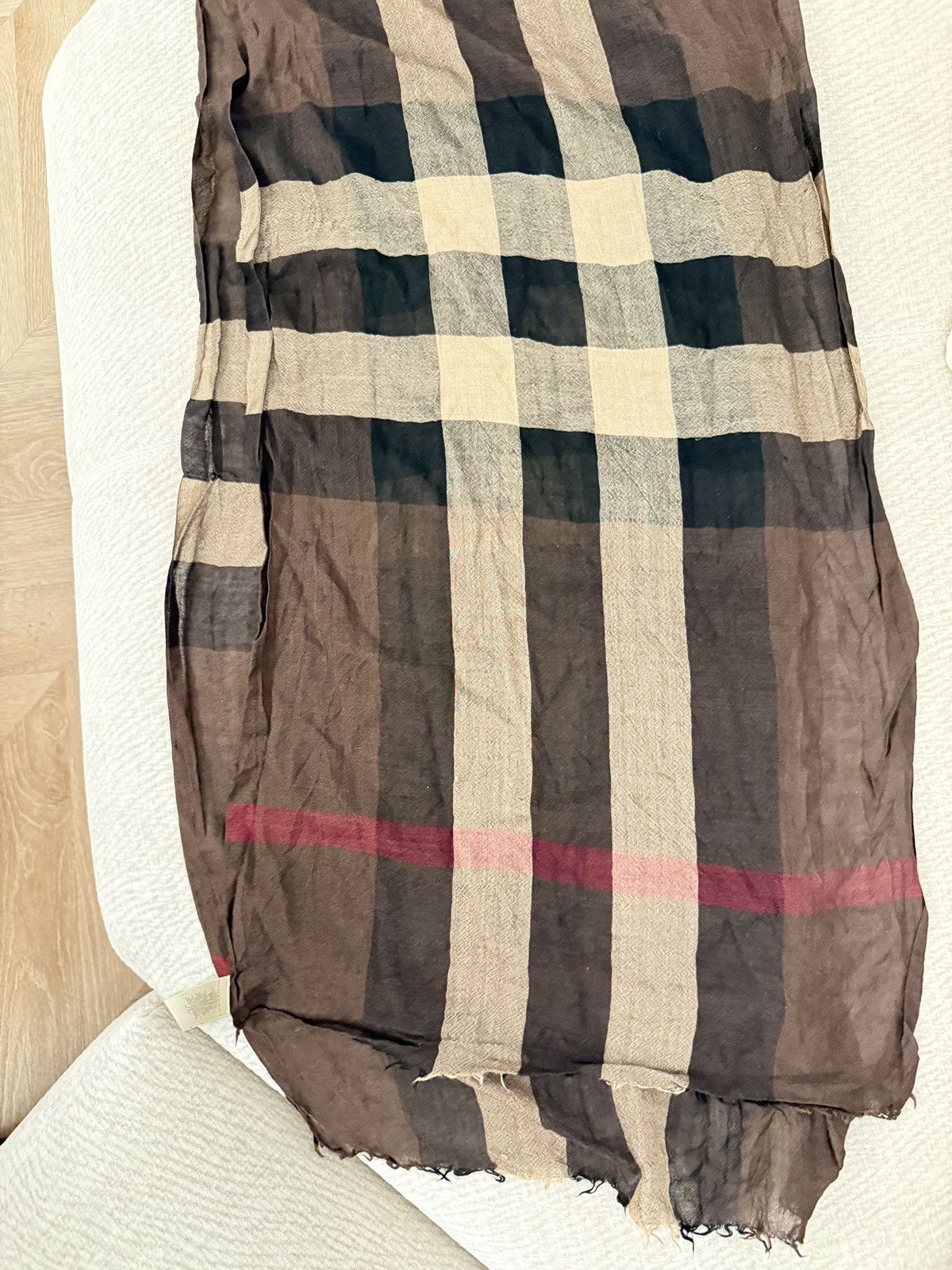 Burberry Burberry Classic Check Scarf Size ONE SIZE - 1 Thumbnail
