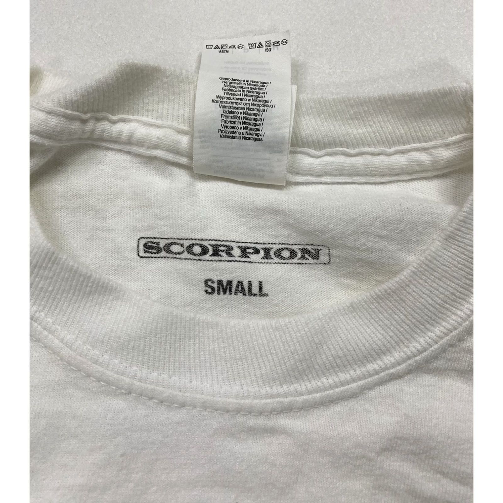 Vintage VINTAGE Drake Scorpion Aubrey & The 3 Migos 2018 Tour Graphic T-shirt Women Small Music Shirt Mens Girls Boys - Note: This isn't correct per rules. Size S / US 4 / IT 40 - 5 Thumbnail