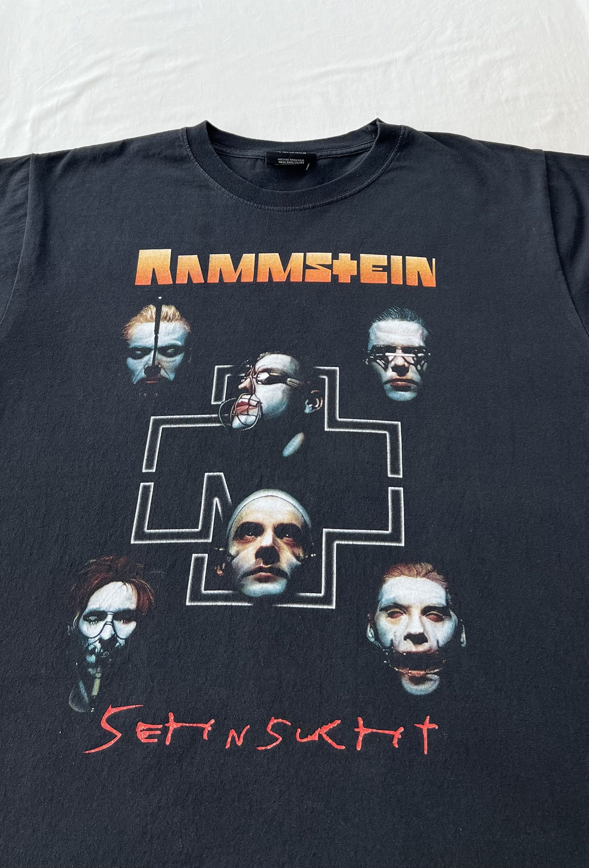 Band Tees Vintage 90s Rammstein Sehnsucht Black T-shirt Size US L / EU 52-54 / 3 - 5 Thumbnail