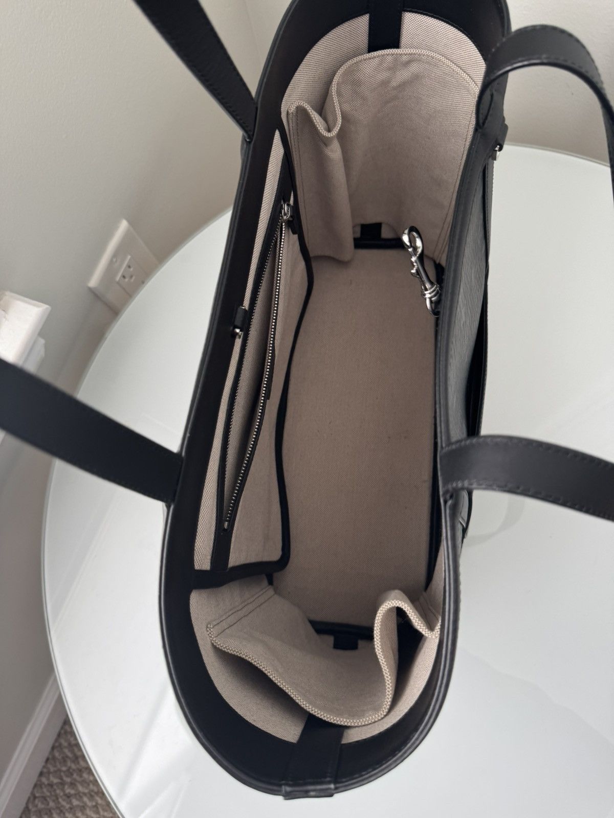 MCM MCM Black & Gray Monogram Logo Tote Bag (aren tote visetos) Size ONE SIZE - 11 Thumbnail