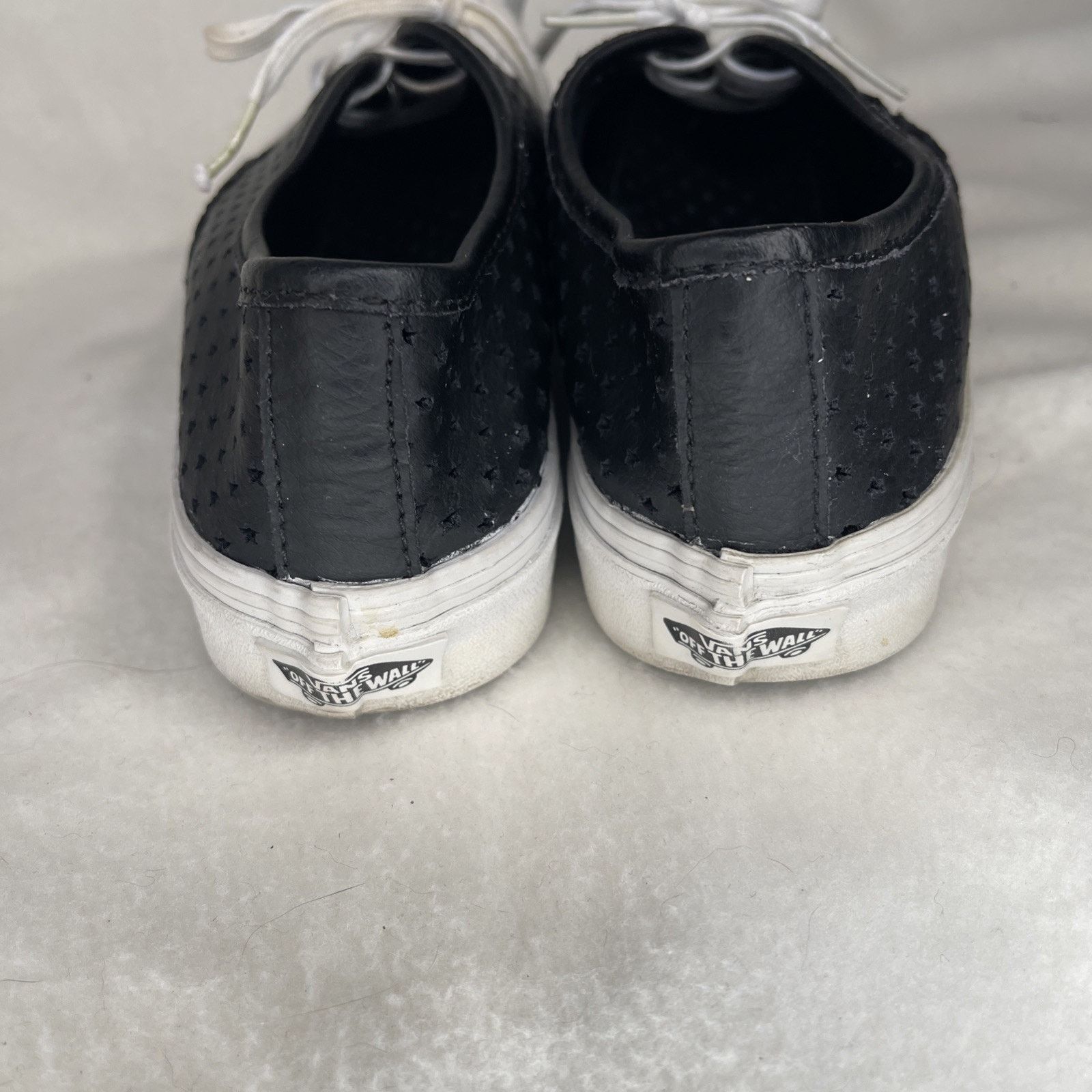 Vans Vans Authentic Perforate Leather Skate Shoes Women’sSz 7.5 Size US 6 / IT 36 - 5 Thumbnail
