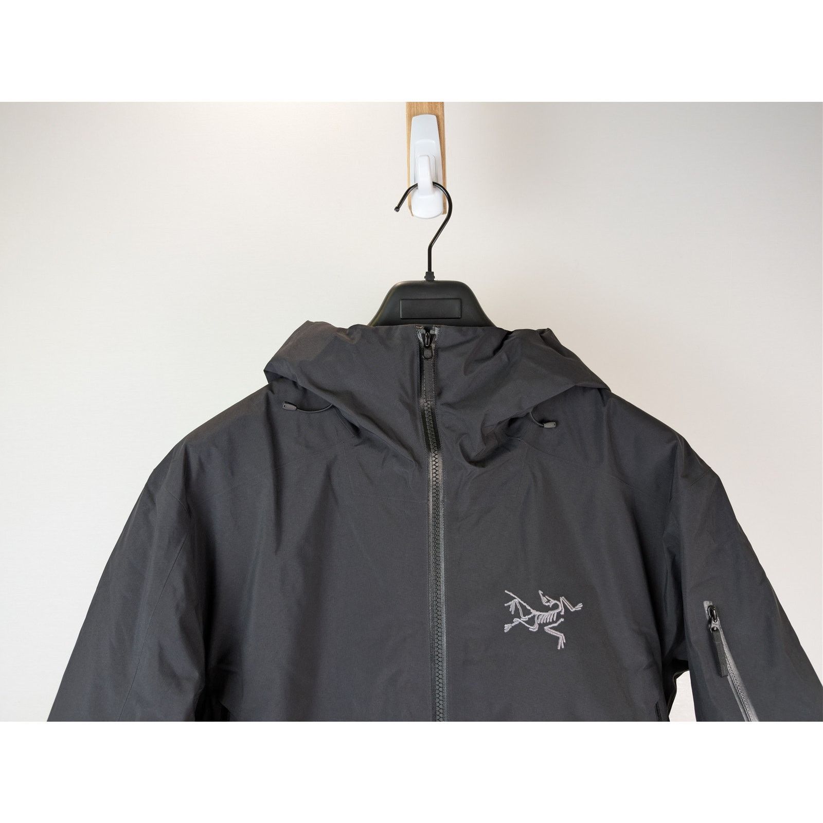 Arc'teryx o1rshd1 Sabre Insulated Jacket in Black Size US L / EU 52-54 / 3 - 3 Thumbnail