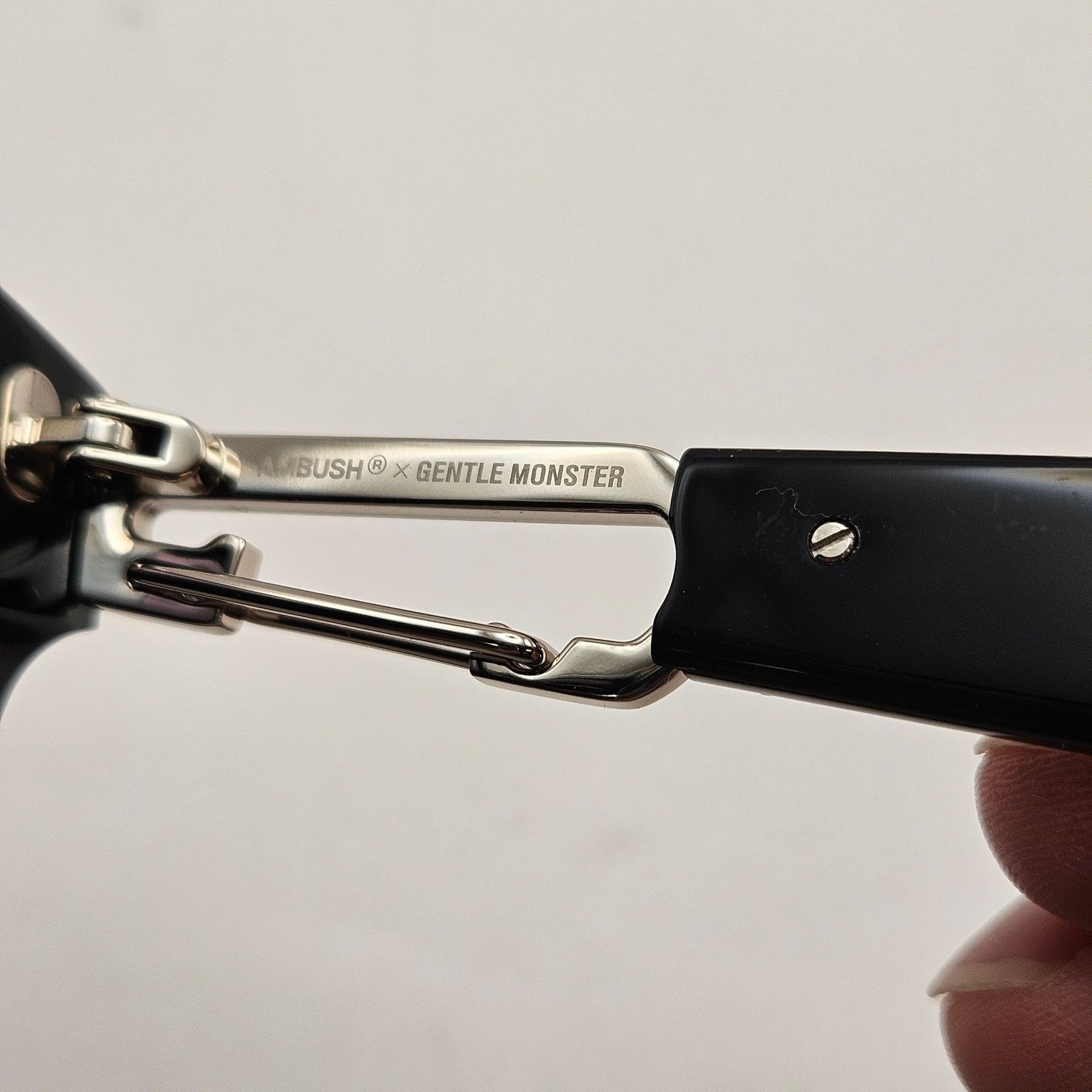 Ambush Design AMBUSH X GENTLE MONSTER CARABINER 1 01 BLACK SUNGLASSES NIB Size ONE SIZE - 10 Thumbnail
