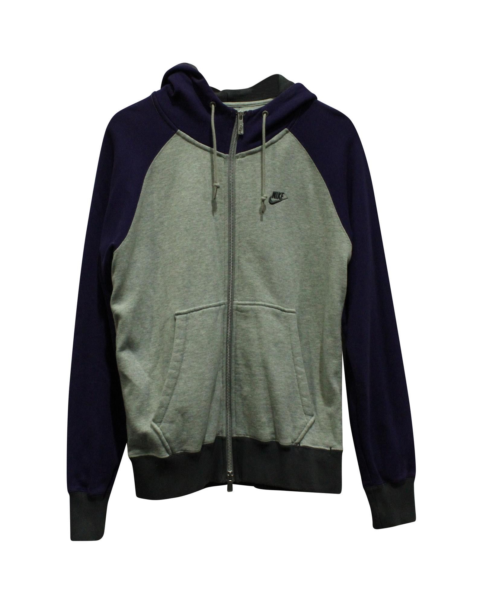image of Nike Soft Cotton Zip-Up Hoodie With Raglan Sleeves And Kangaroo Pockets in Grey, Men's (Size Small)