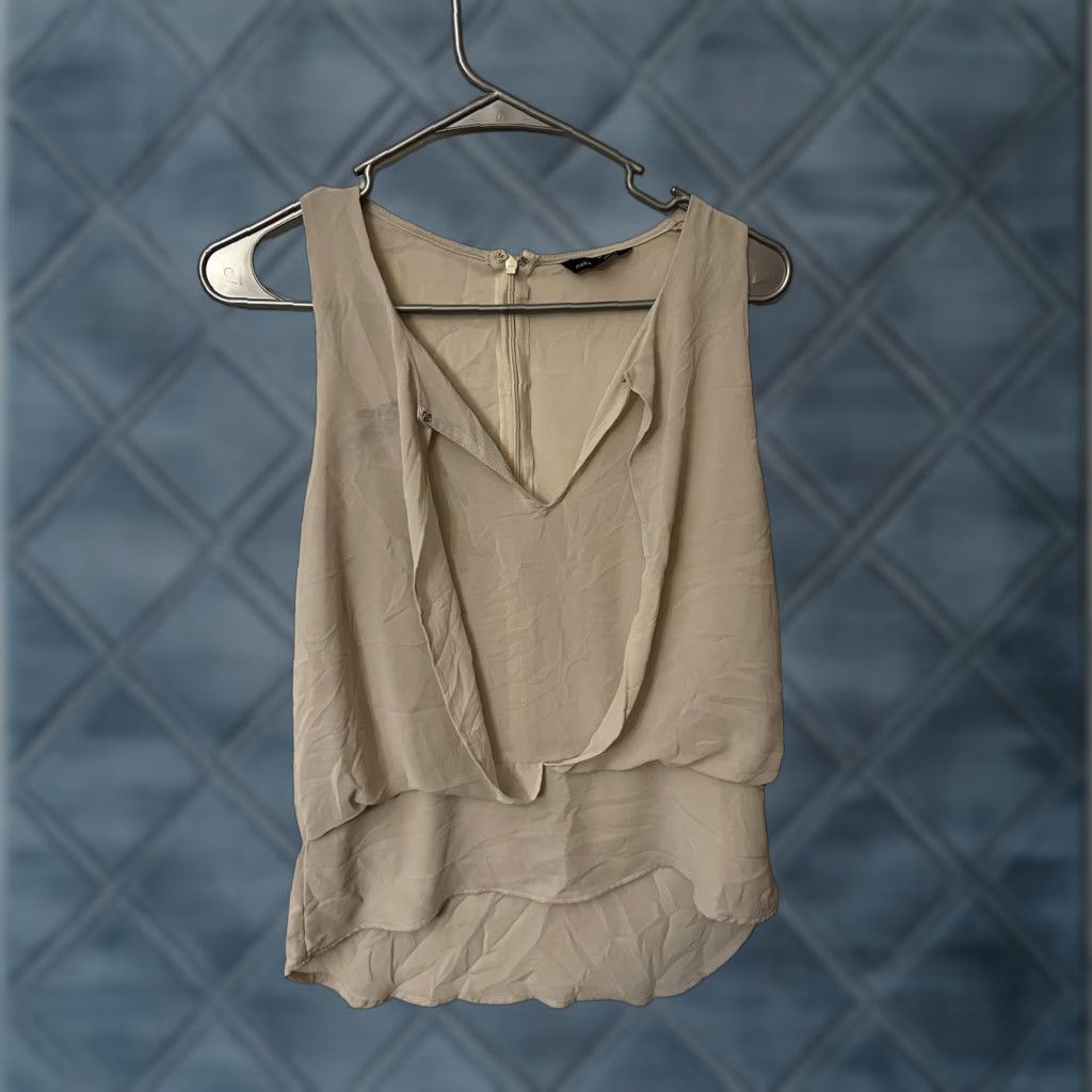 Vintage Women's Naked Zebra Blouse Dressy Beige Sleeveless V-Neck Top Shirt M Medium/Beige Zebra Pattern Party/Cocktail Workwear Womens Size M / US 6-8 / IT 42-44 - 1 Thumbnail
